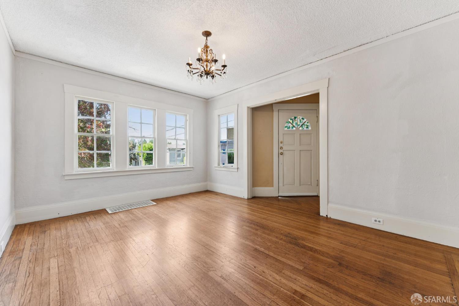 Detail Gallery Image 15 of 59 For 3900 Laurel Ave, Oakland,  CA 94602 - 2 Beds | 1 Baths