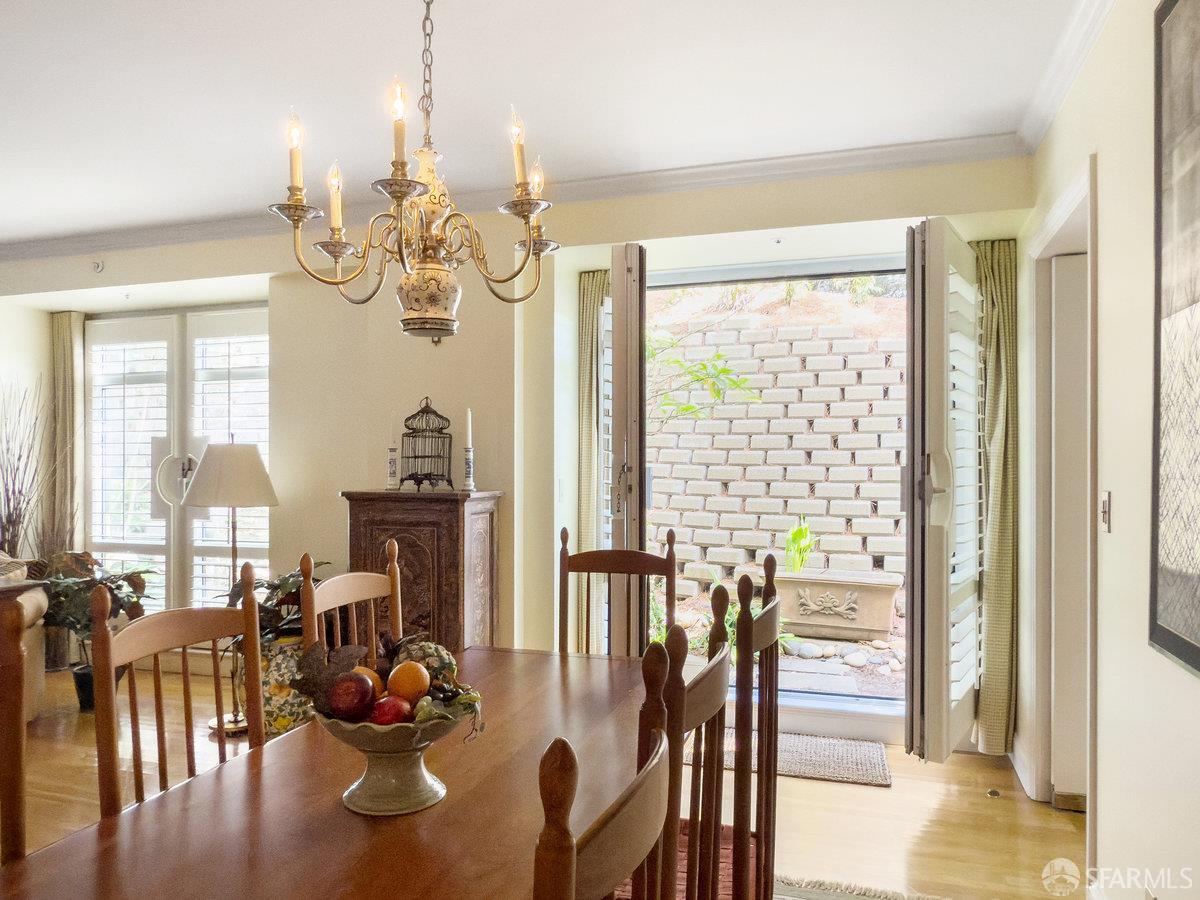 Photo #11: 425076255 Listing: Photo #11