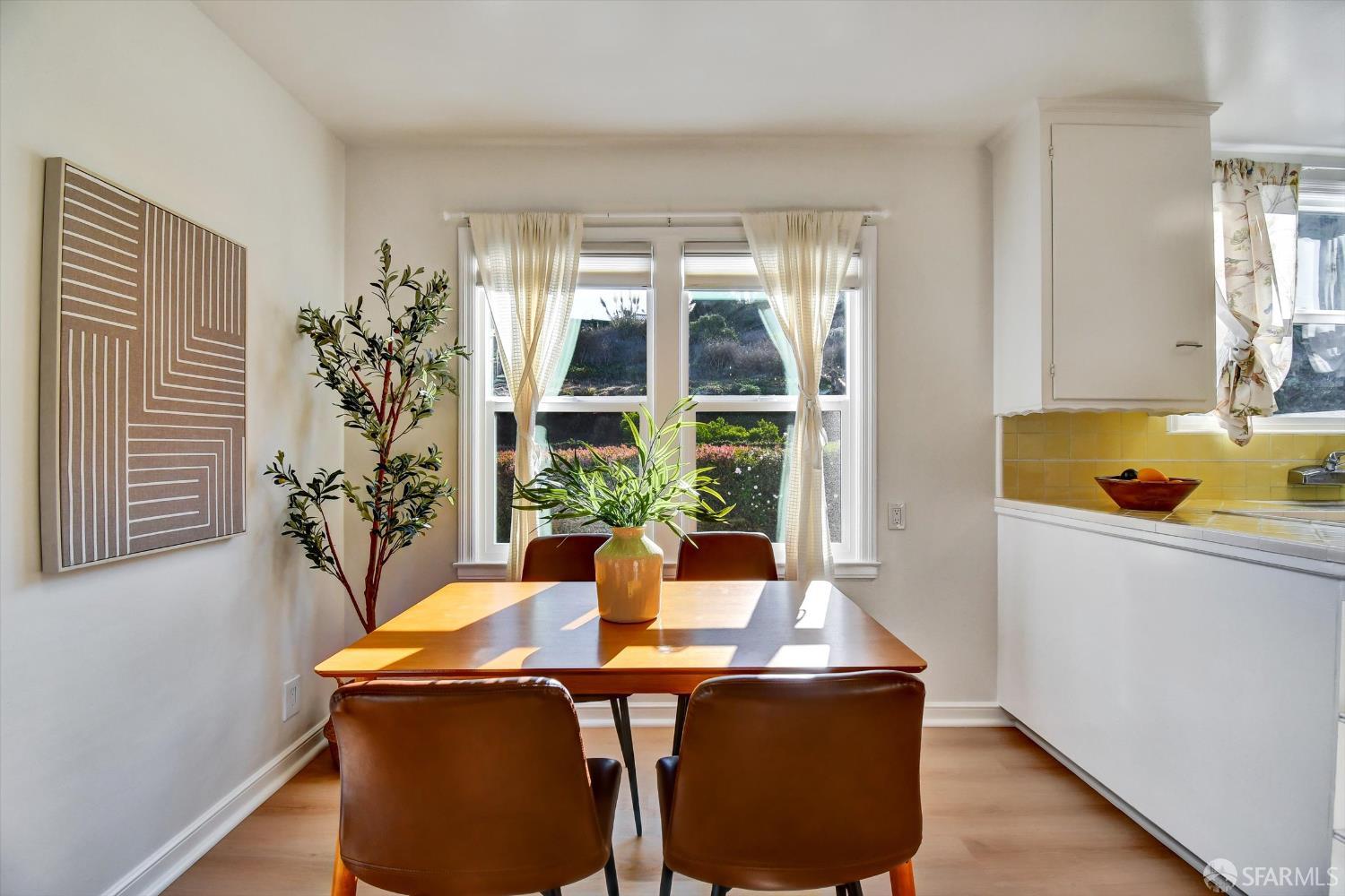 Detail Gallery Image 15 of 40 For 19 Robinson Dr, San Francisco,  CA 94112 - 3 Beds | 2 Baths