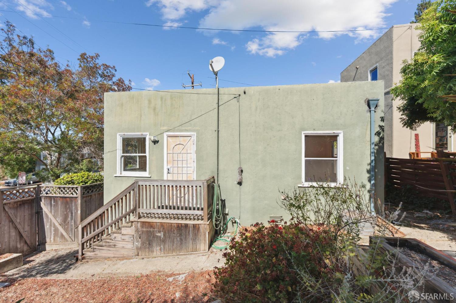 Detail Gallery Image 55 of 59 For 3900 Laurel Ave, Oakland,  CA 94602 - 2 Beds | 1 Baths