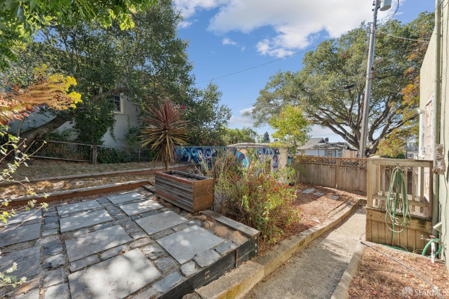 Detail Gallery Image 51 of 59 For 3900 Laurel Ave, Oakland,  CA 94602 - 2 Beds | 1 Baths