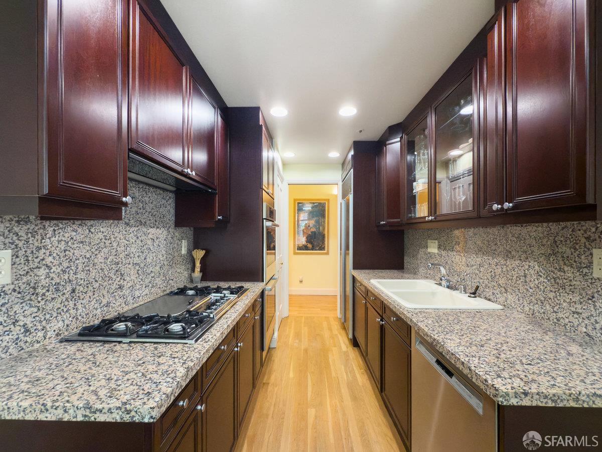 Photo #15: 425076255 Listing: Photo #15