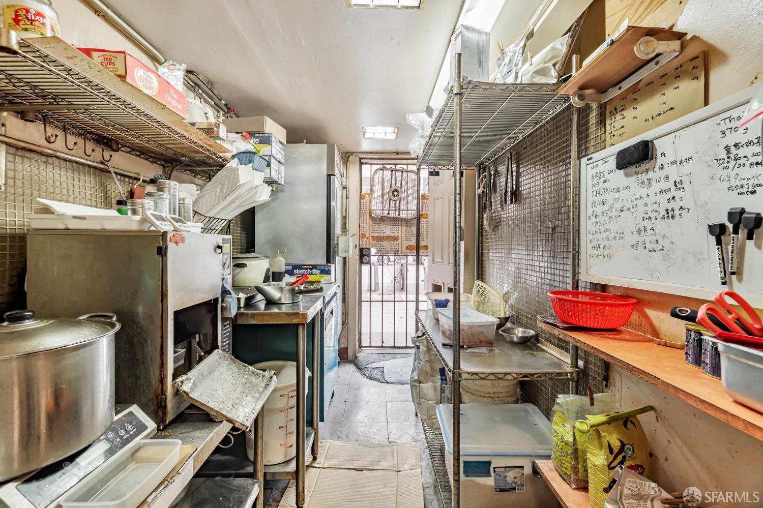 Detail Gallery Image 33 of 46 For 2201 Clement St, San Francisco,  CA 94121 - – Beds | – Baths