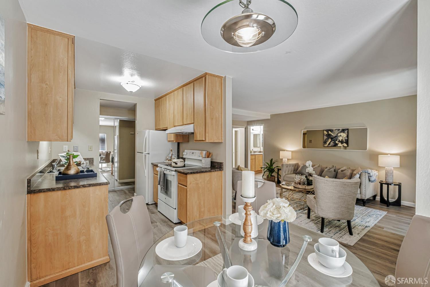 Detail Gallery Image 9 of 22 For 150 Sharene Ln #108,  Walnut Creek,  CA 94596 - 2 Beds | 2 Baths