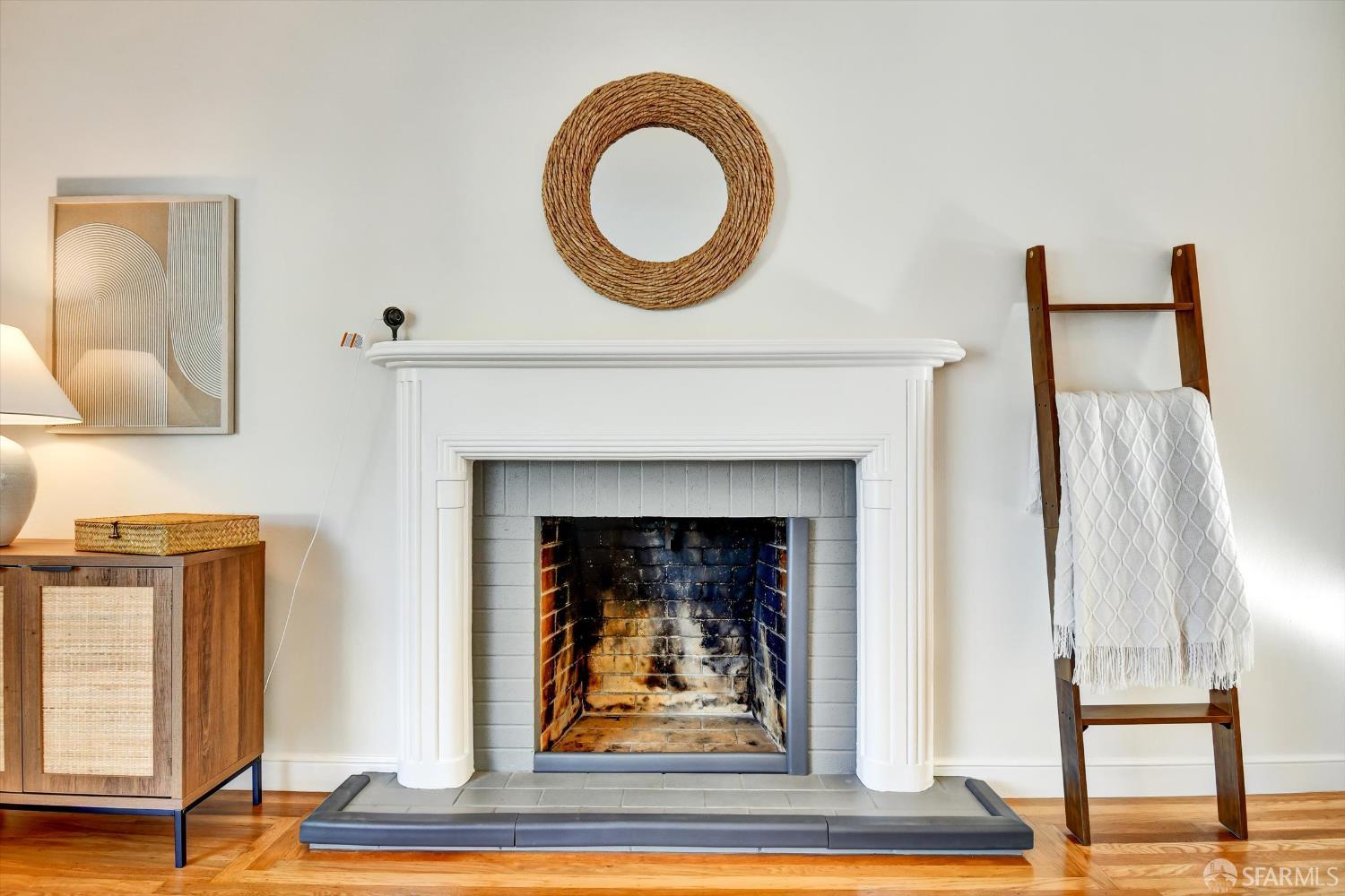 Detail Gallery Image 12 of 40 For 19 Robinson Dr, San Francisco,  CA 94112 - 3 Beds | 2 Baths