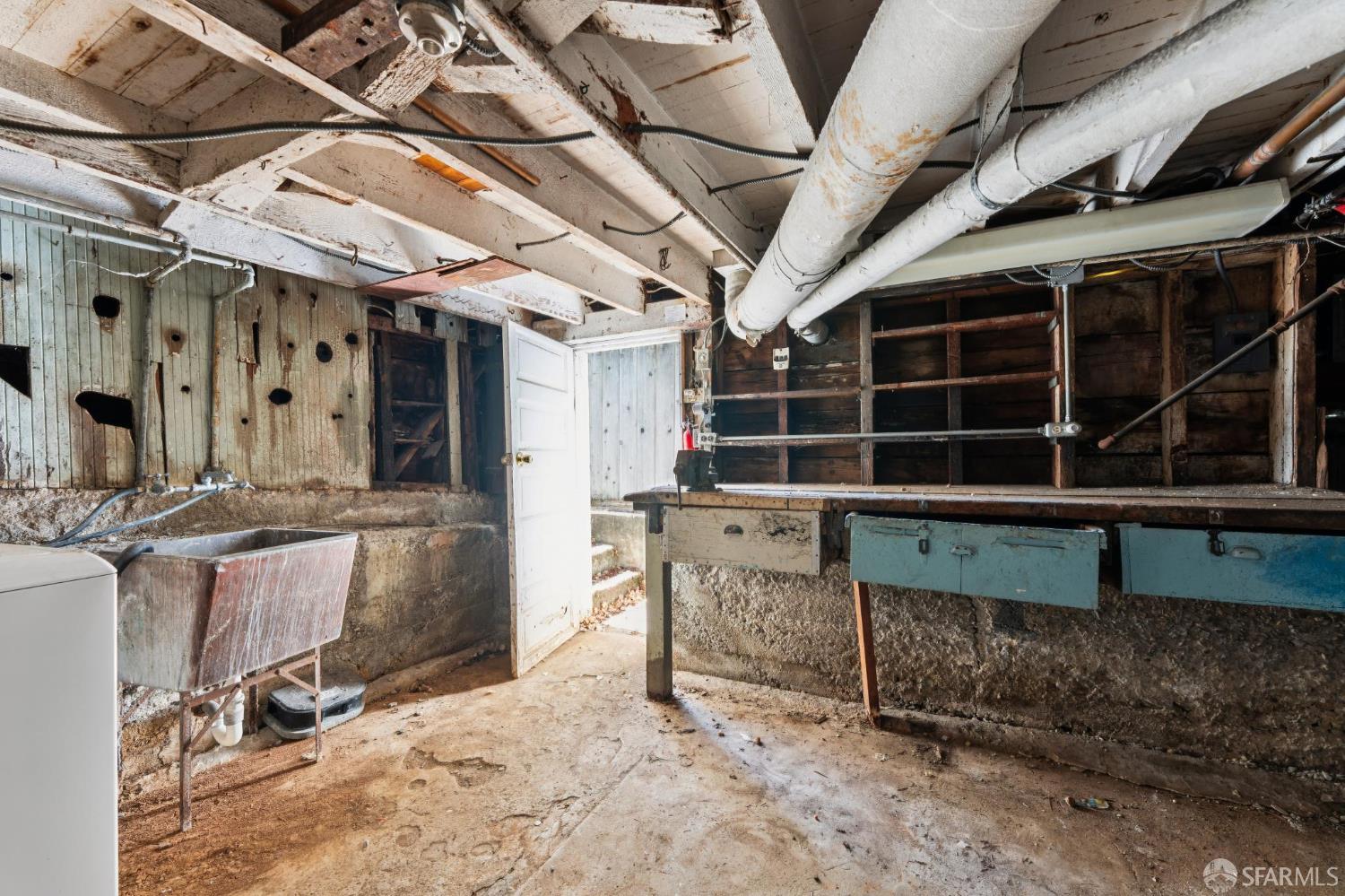 Detail Gallery Image 59 of 59 For 3900 Laurel Ave, Oakland,  CA 94602 - 2 Beds | 1 Baths