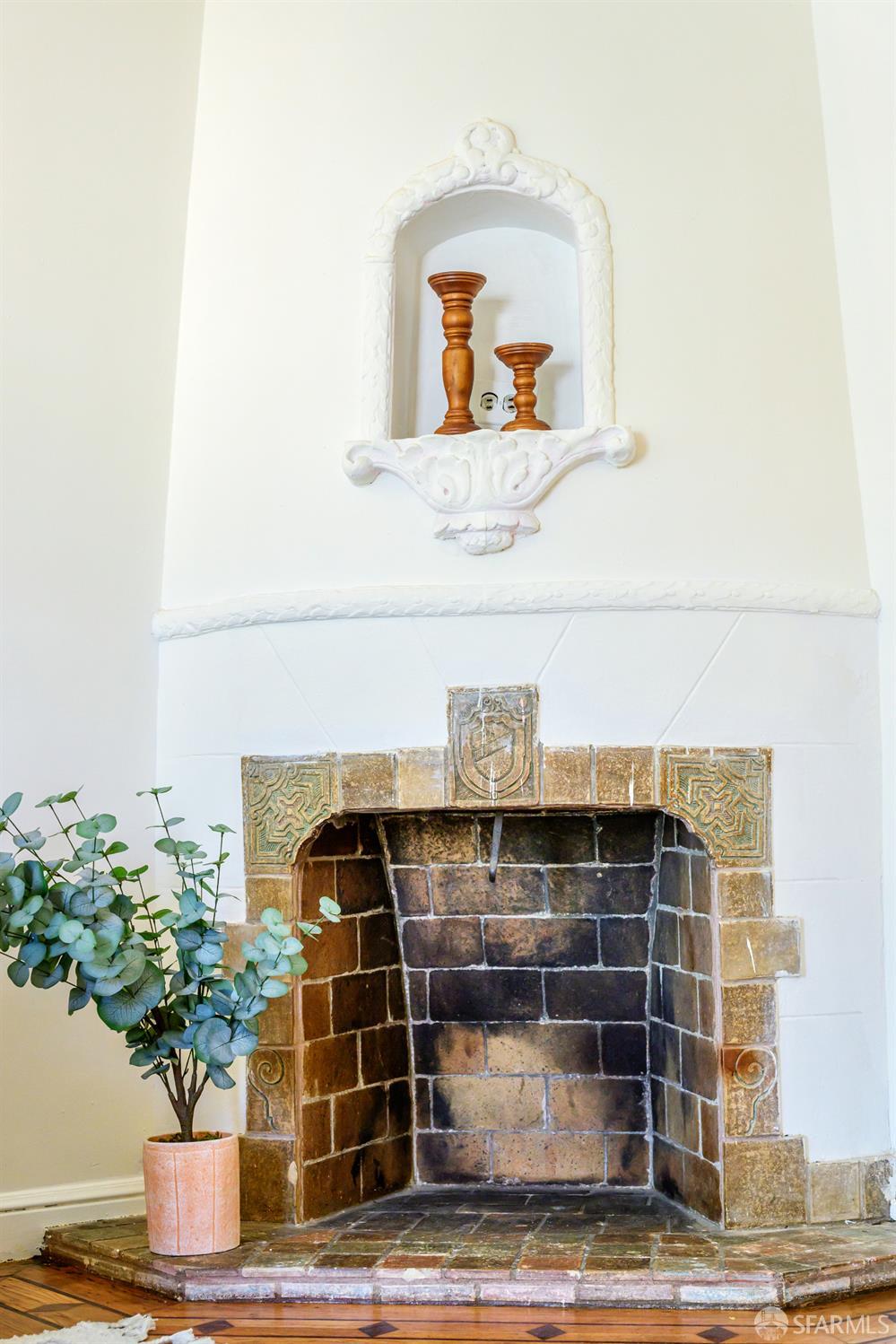 Detail Gallery Image 10 of 55 For 225 Cotter St, San Francisco,  CA 94112 - 3 Beds | 1 Baths