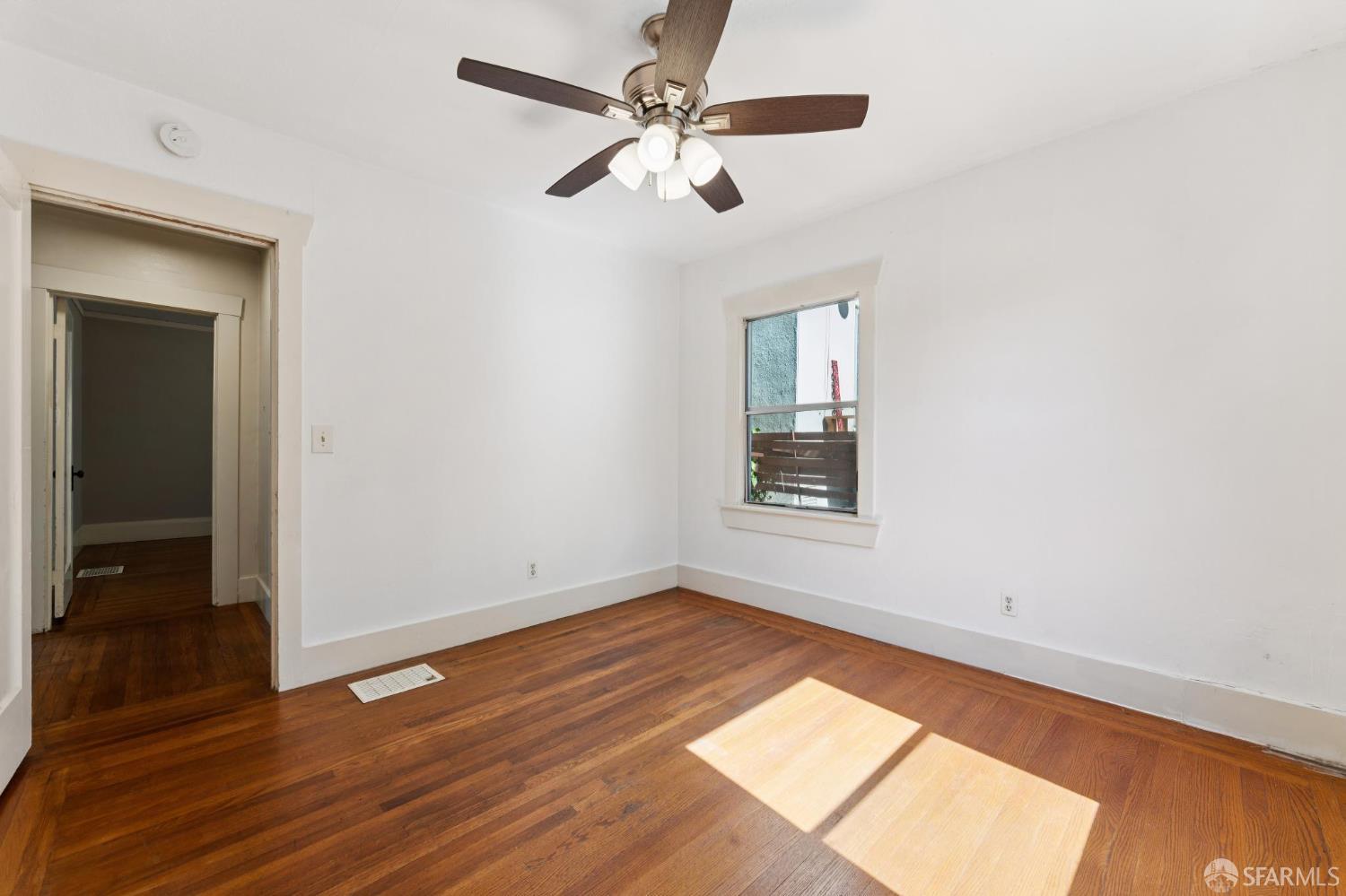 Detail Gallery Image 34 of 59 For 3900 Laurel Ave, Oakland,  CA 94602 - 2 Beds | 1 Baths