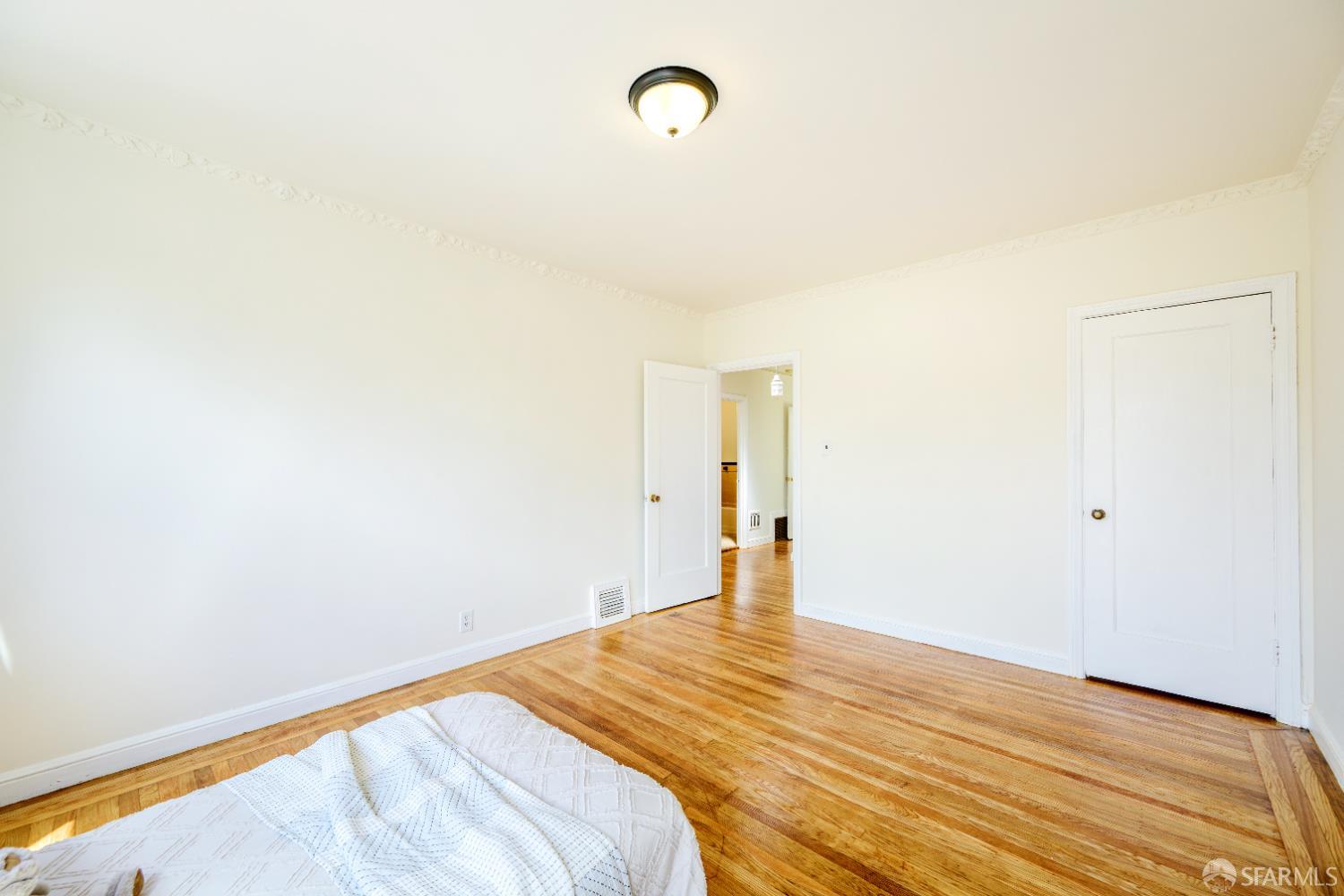 Detail Gallery Image 36 of 55 For 225 Cotter St, San Francisco,  CA 94112 - 3 Beds | 1 Baths