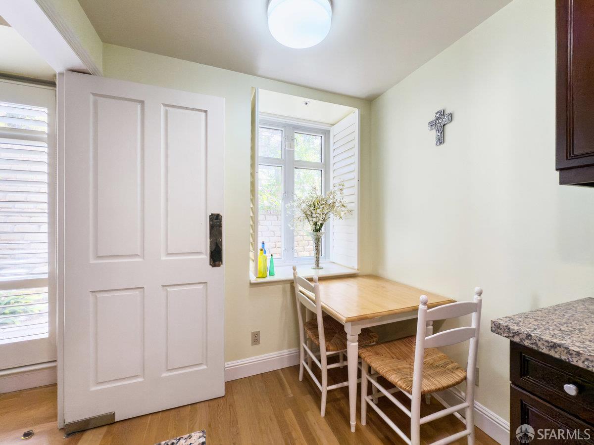 Photo #19: 425076255 Listing: Photo #19