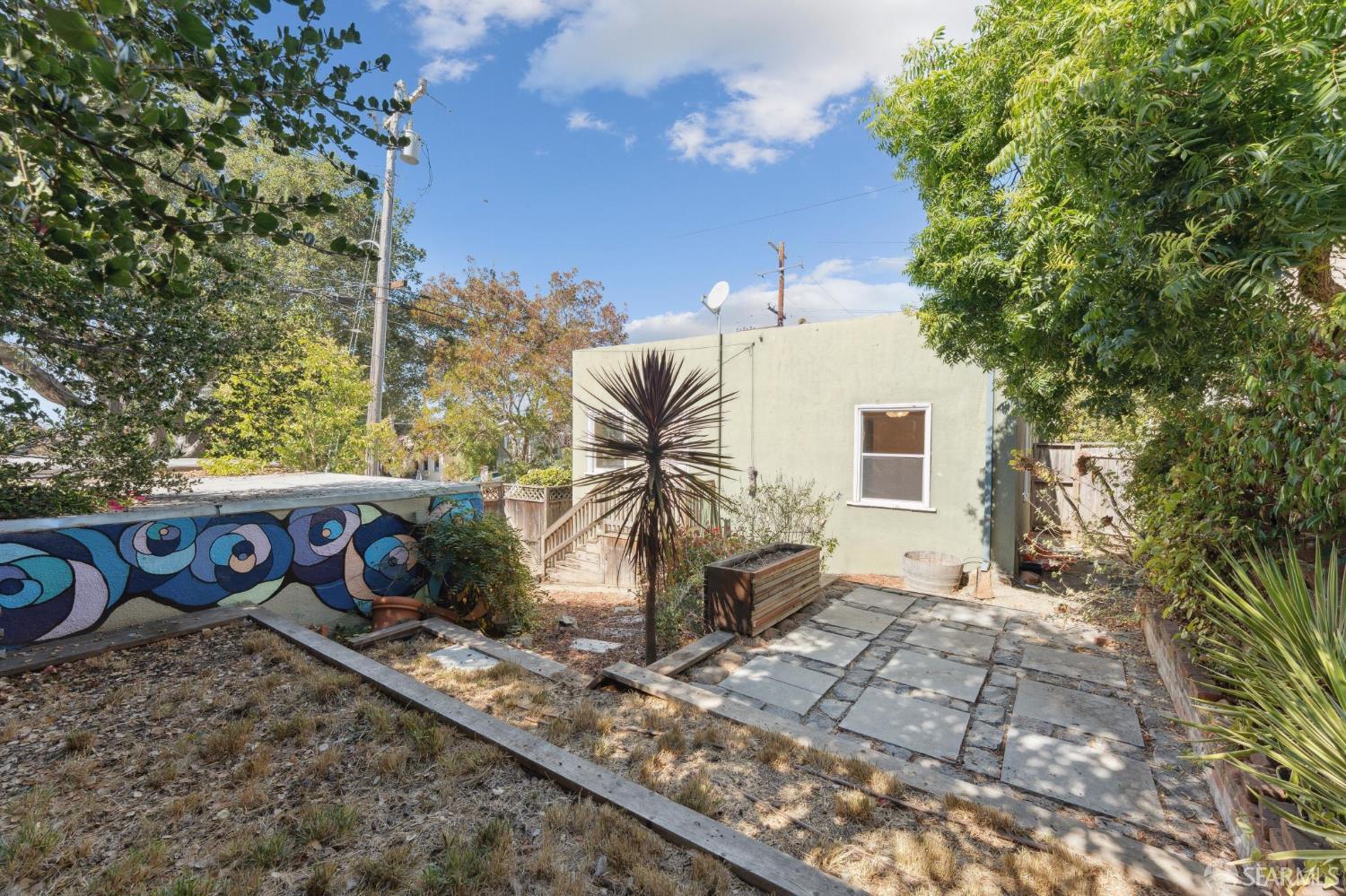 Detail Gallery Image 54 of 59 For 3900 Laurel Ave, Oakland,  CA 94602 - 2 Beds | 1 Baths