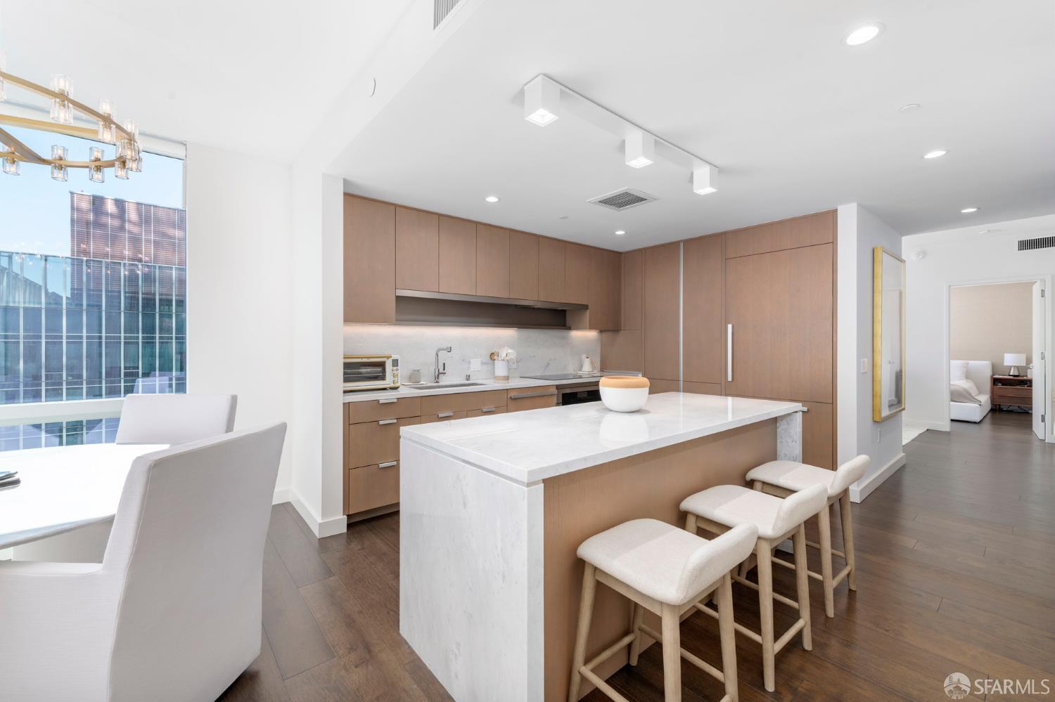 Photo #6: 425074549 Listing 