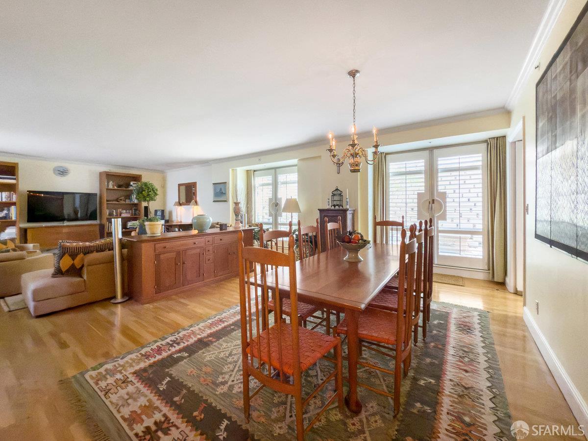 Photo #8: 425076255 Listing: Photo #8