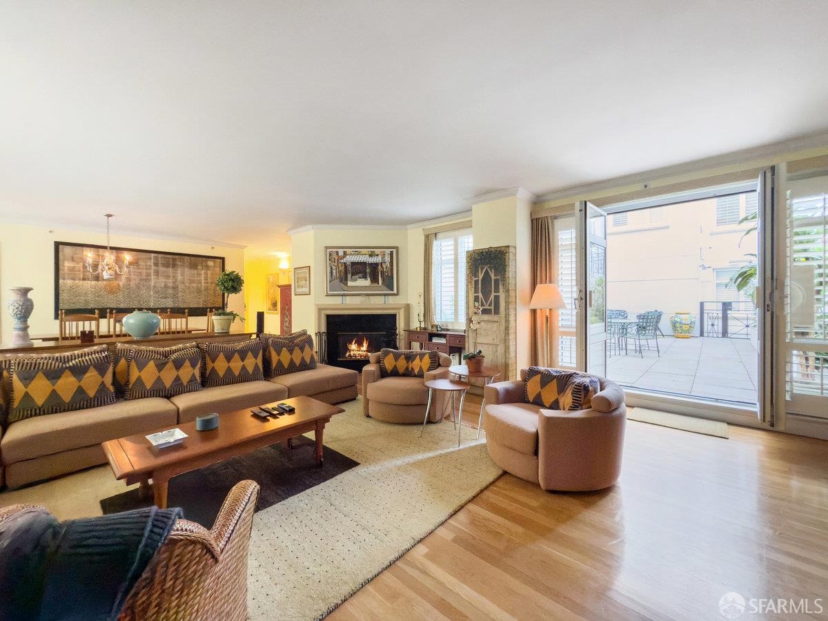 Photo #6: 425076255 Listing: Photo #6