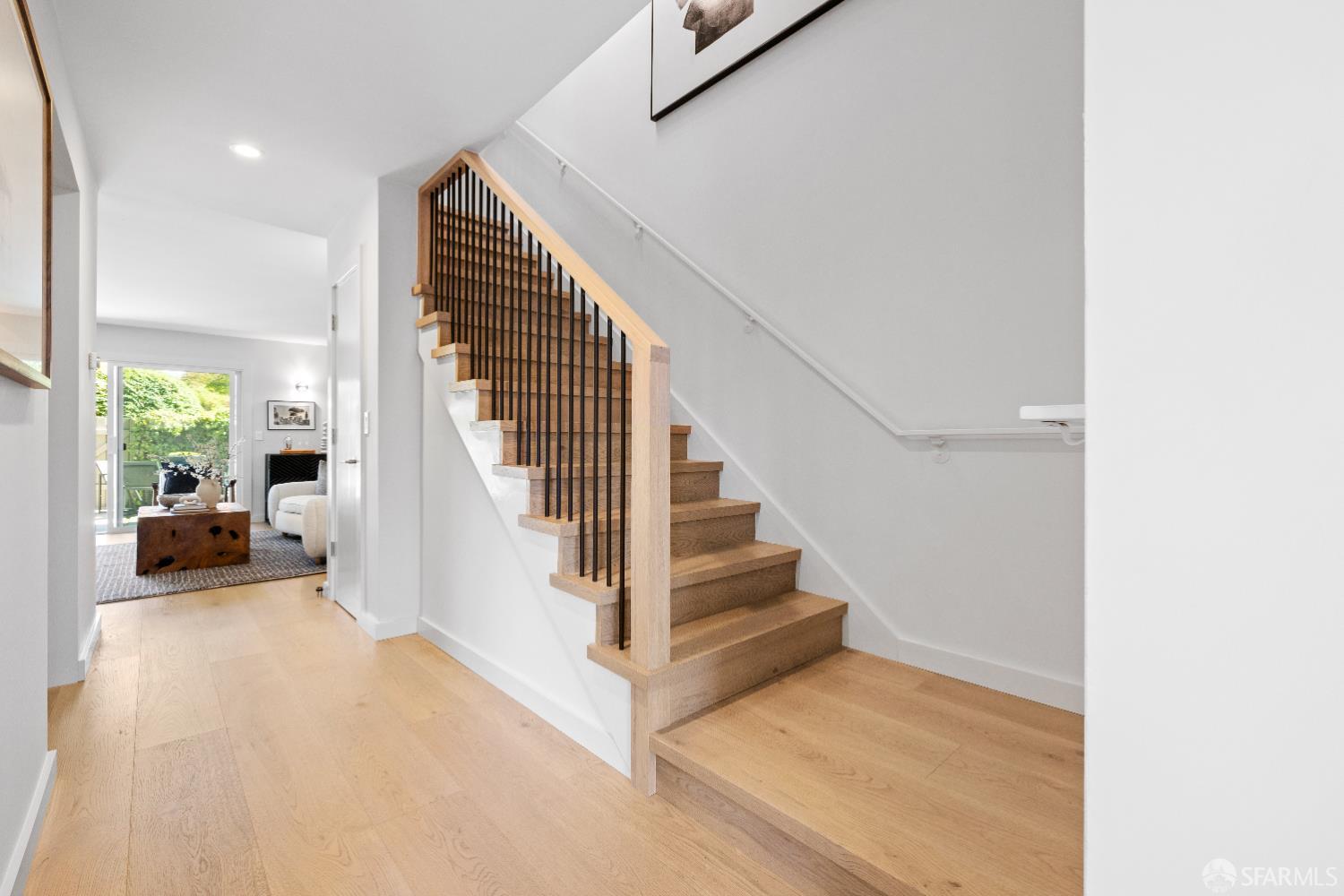 Detail Gallery Image 30 of 55 For 37 Los Altos Sqr, Los Altos,  CA 94022 - 2 Beds | 2/1 Baths