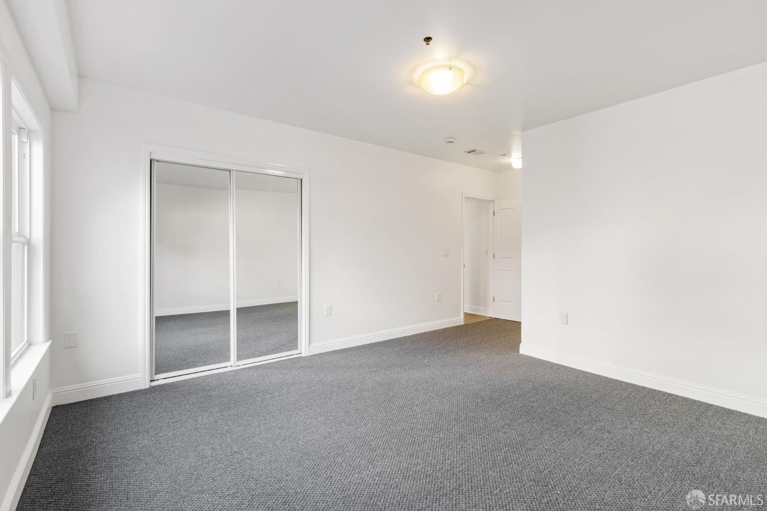 Photo #32: 425071712 Listing: Photo #32