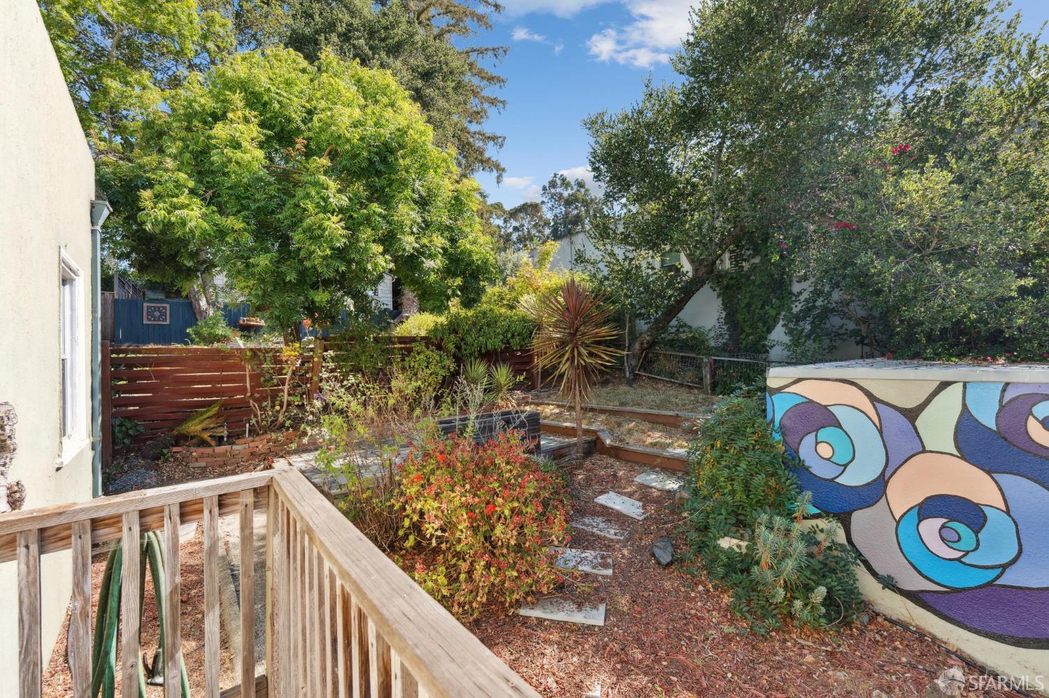 Detail Gallery Image 47 of 59 For 3900 Laurel Ave, Oakland,  CA 94602 - 2 Beds | 1 Baths