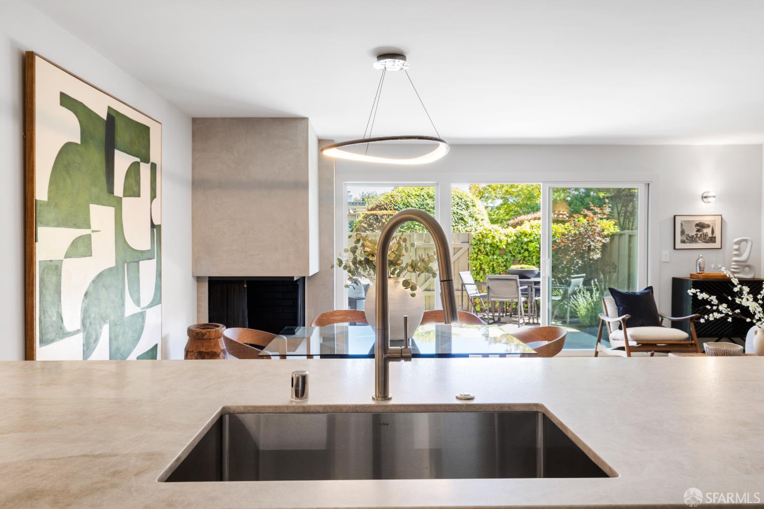 Detail Gallery Image 22 of 55 For 37 Los Altos Sqr, Los Altos,  CA 94022 - 2 Beds | 2/1 Baths