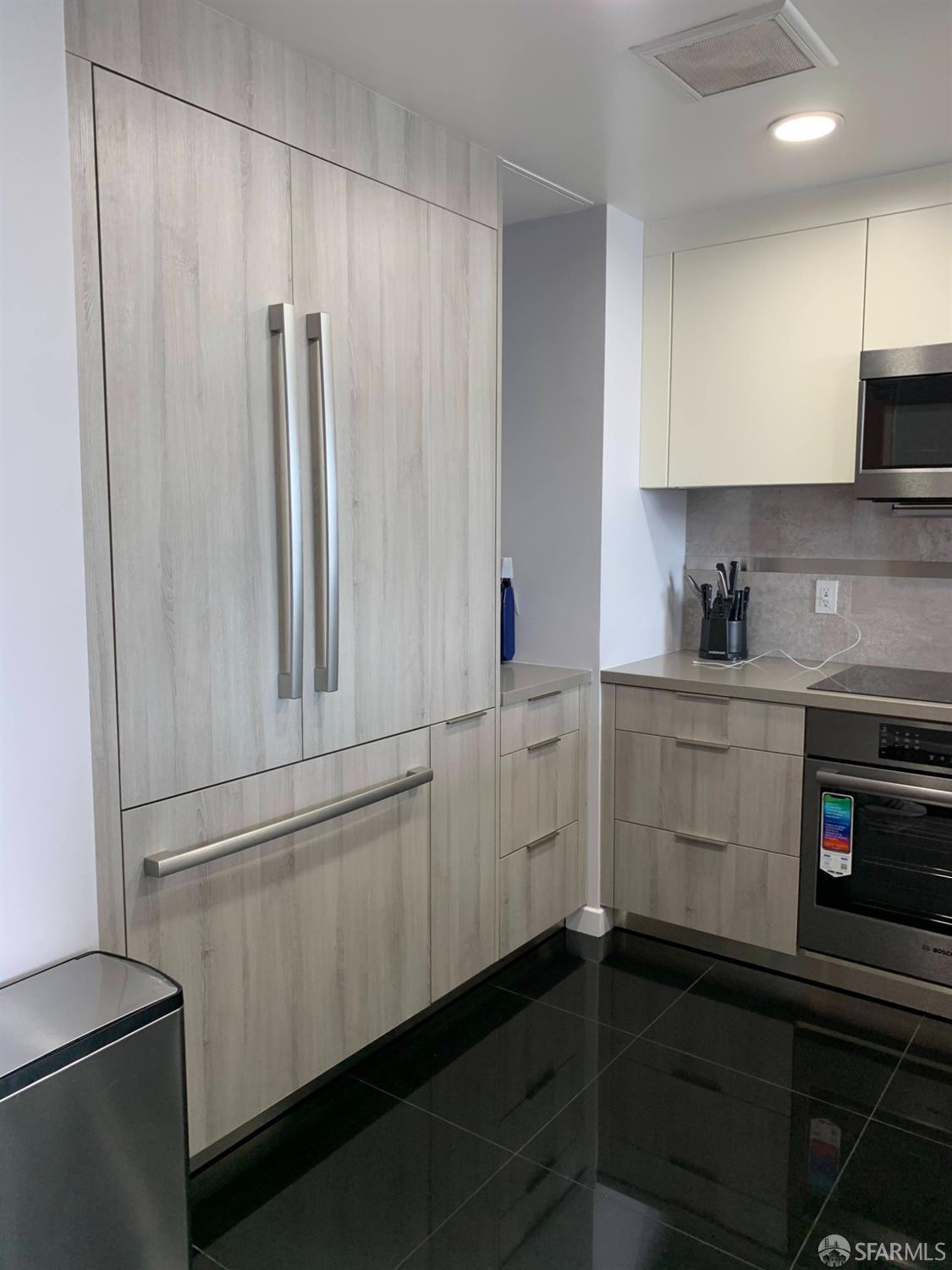 Detail Gallery Image 9 of 34 For 260 King St #1303,  San Francisco,  CA 94107 - 2 Beds | 2 Baths