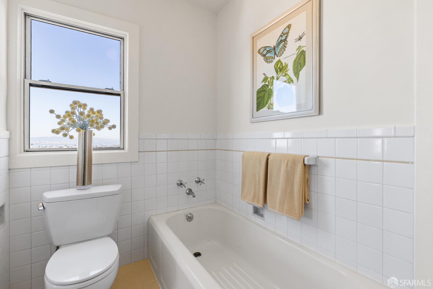 Detail Gallery Image 51 of 72 For 101 Graystone Ter, San Francisco,  CA 94114 - 3 Beds | 2/1 Baths