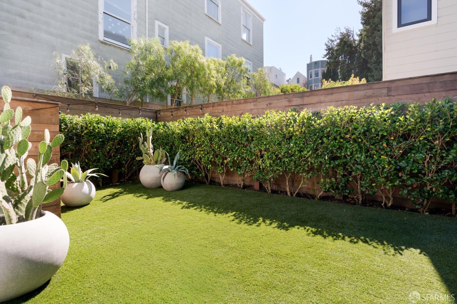 Detail Gallery Image 58 of 64 For 199 Carl St, San Francisco,  CA 94117 - 5 Beds | 4/2 Baths