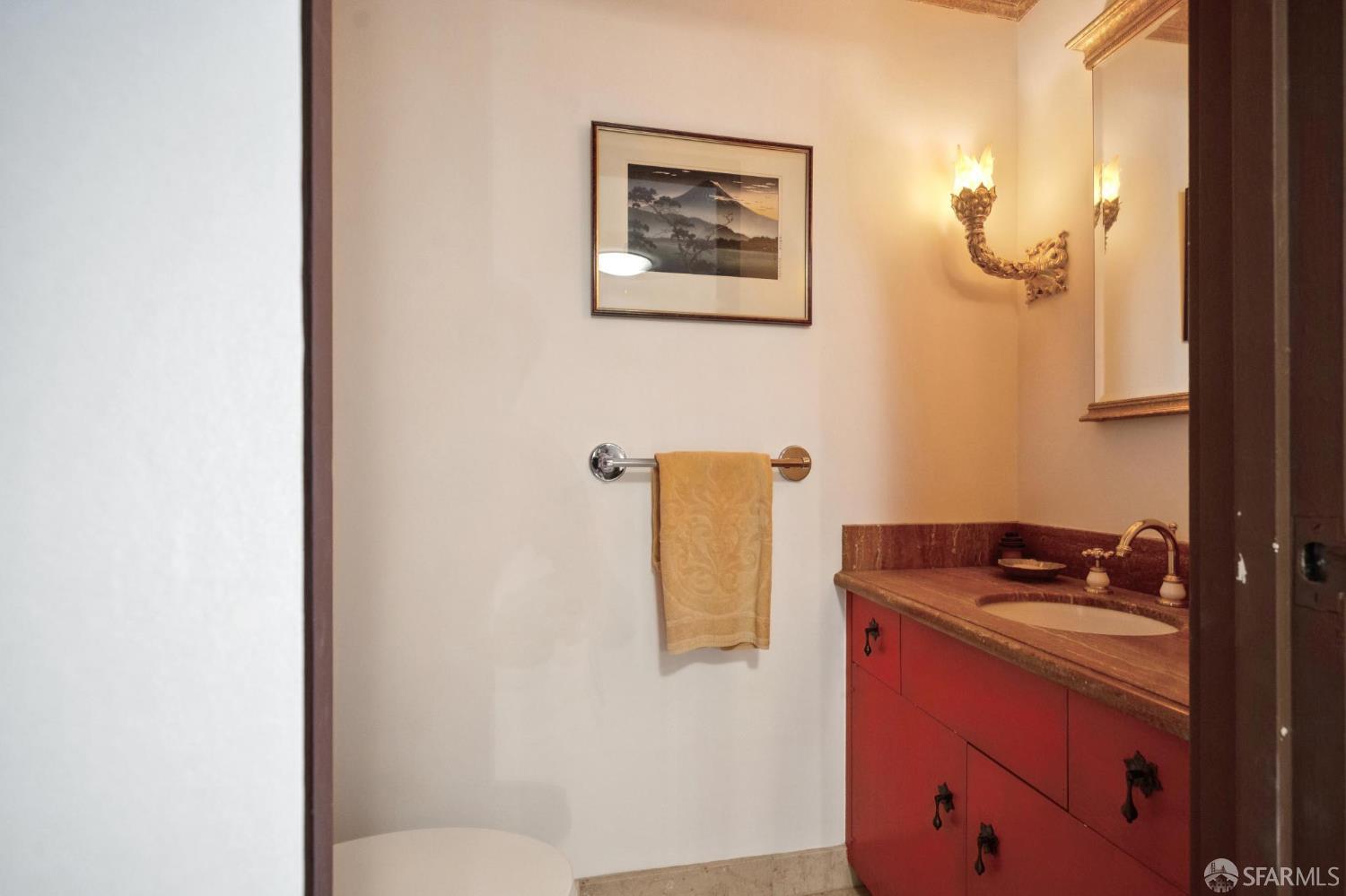 Photo #19: 425076611 Listing: Photo #19