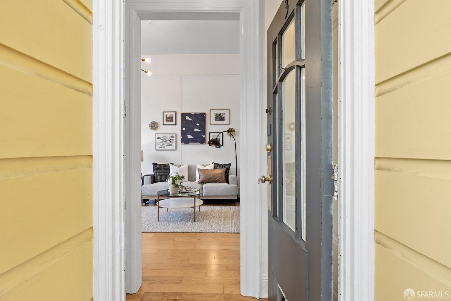 Detail Gallery Image 3 of 20 For 1819 Lyon St #3,  San Francisco,  CA 94115 - 1 Beds | 1 Baths