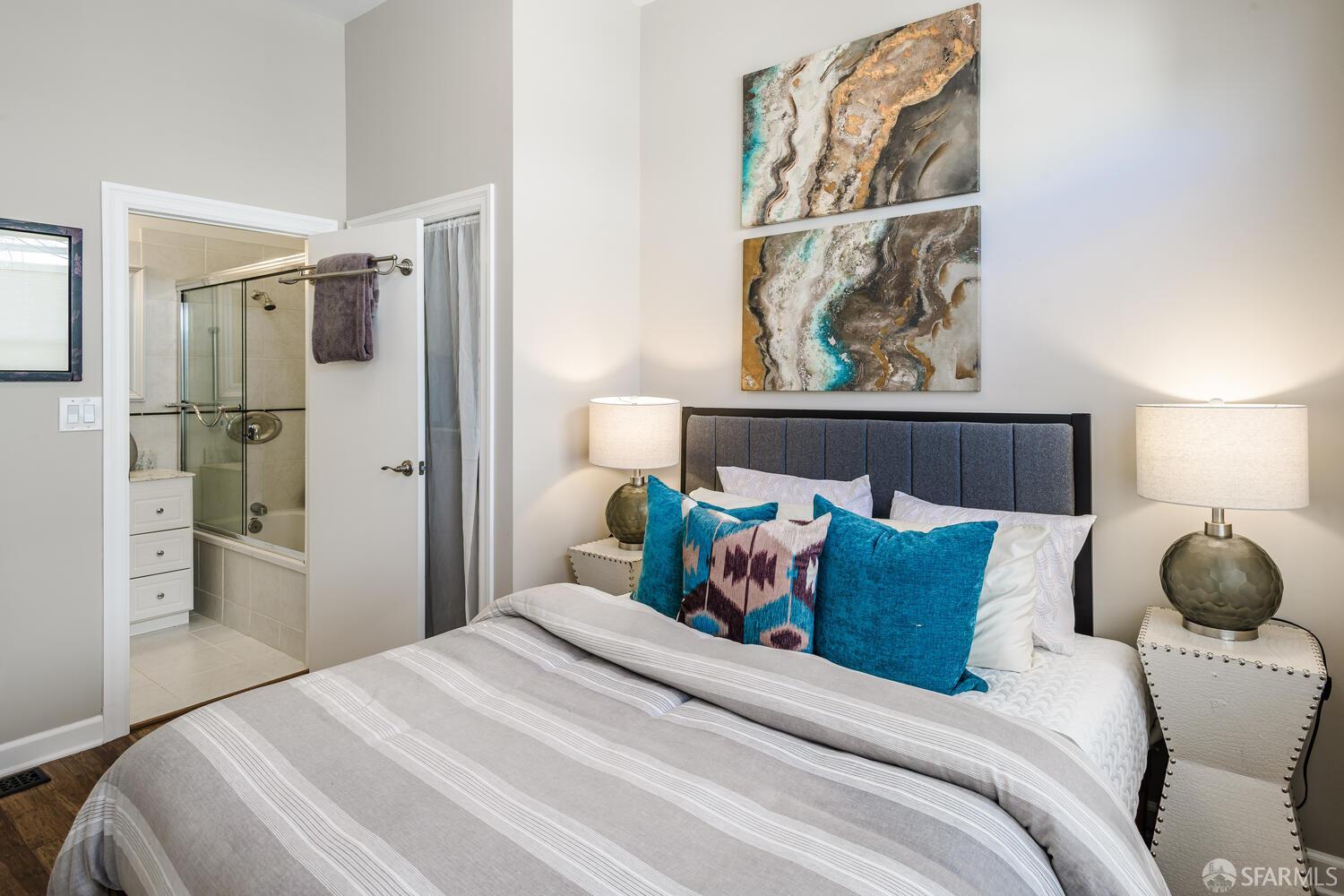 Detail Gallery Image 18 of 30 For 816 Union St, San Francisco,  CA 94133 - 2 Beds | 2 Baths