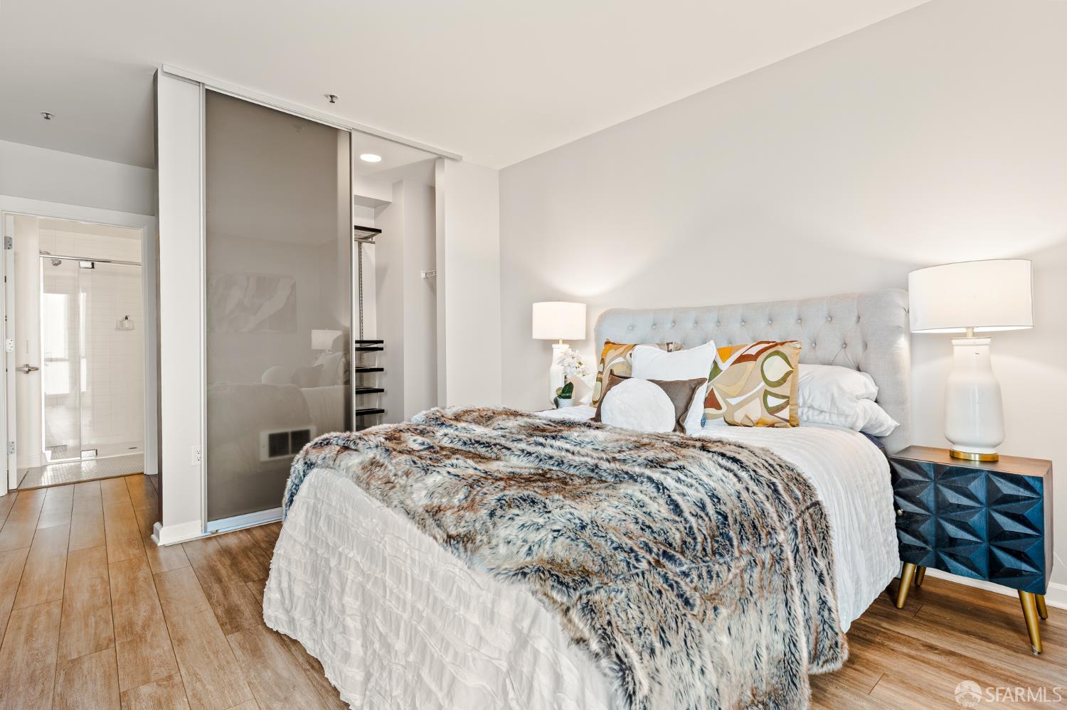 Detail Gallery Image 12 of 44 For 200 2nd St #401,  Oakland,  CA 94607 - 3 Beds | 2 Baths