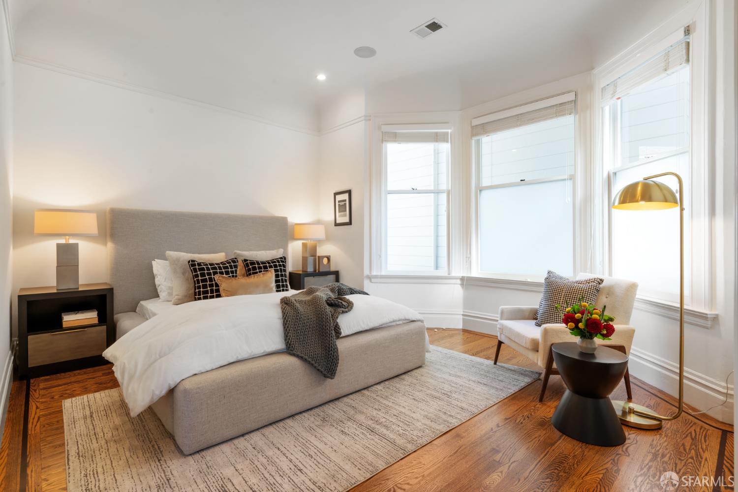 Detail Gallery Image 37 of 64 For 199 Carl St, San Francisco,  CA 94117 - 5 Beds | 4/2 Baths