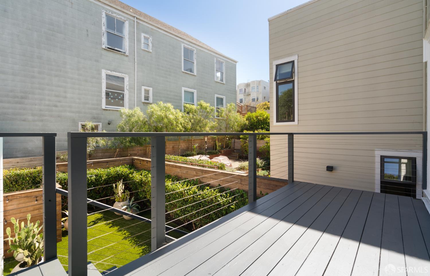 Detail Gallery Image 60 of 64 For 199 Carl St, San Francisco,  CA 94117 - 5 Beds | 4/2 Baths