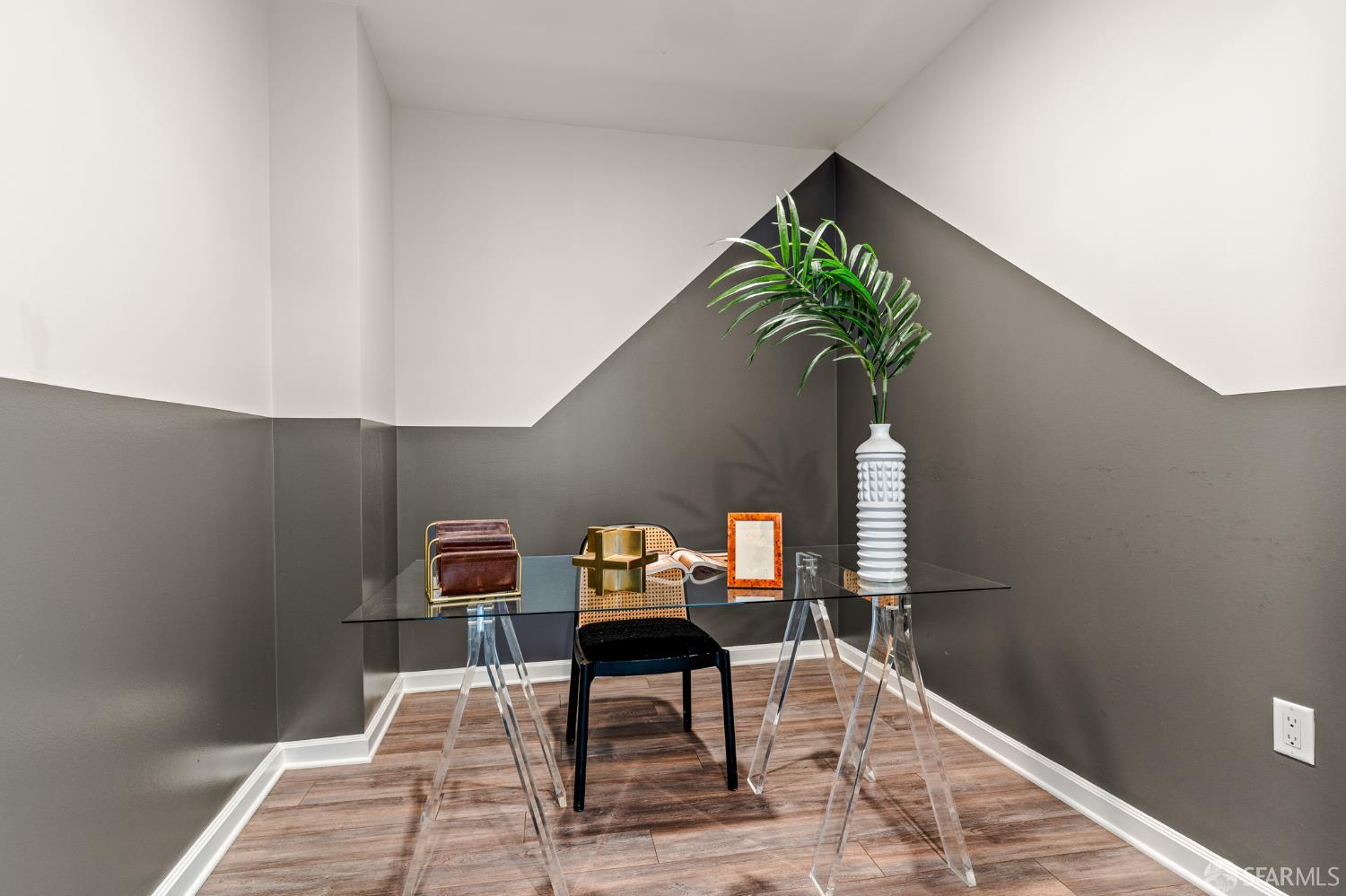 Detail Gallery Image 4 of 44 For 200 2nd St #401,  Oakland,  CA 94607 - 3 Beds | 2 Baths