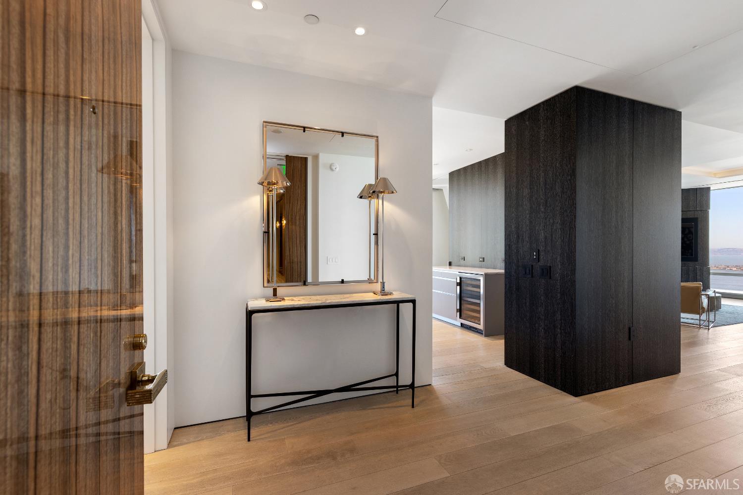 Photo #6: 425076865 Listing 
