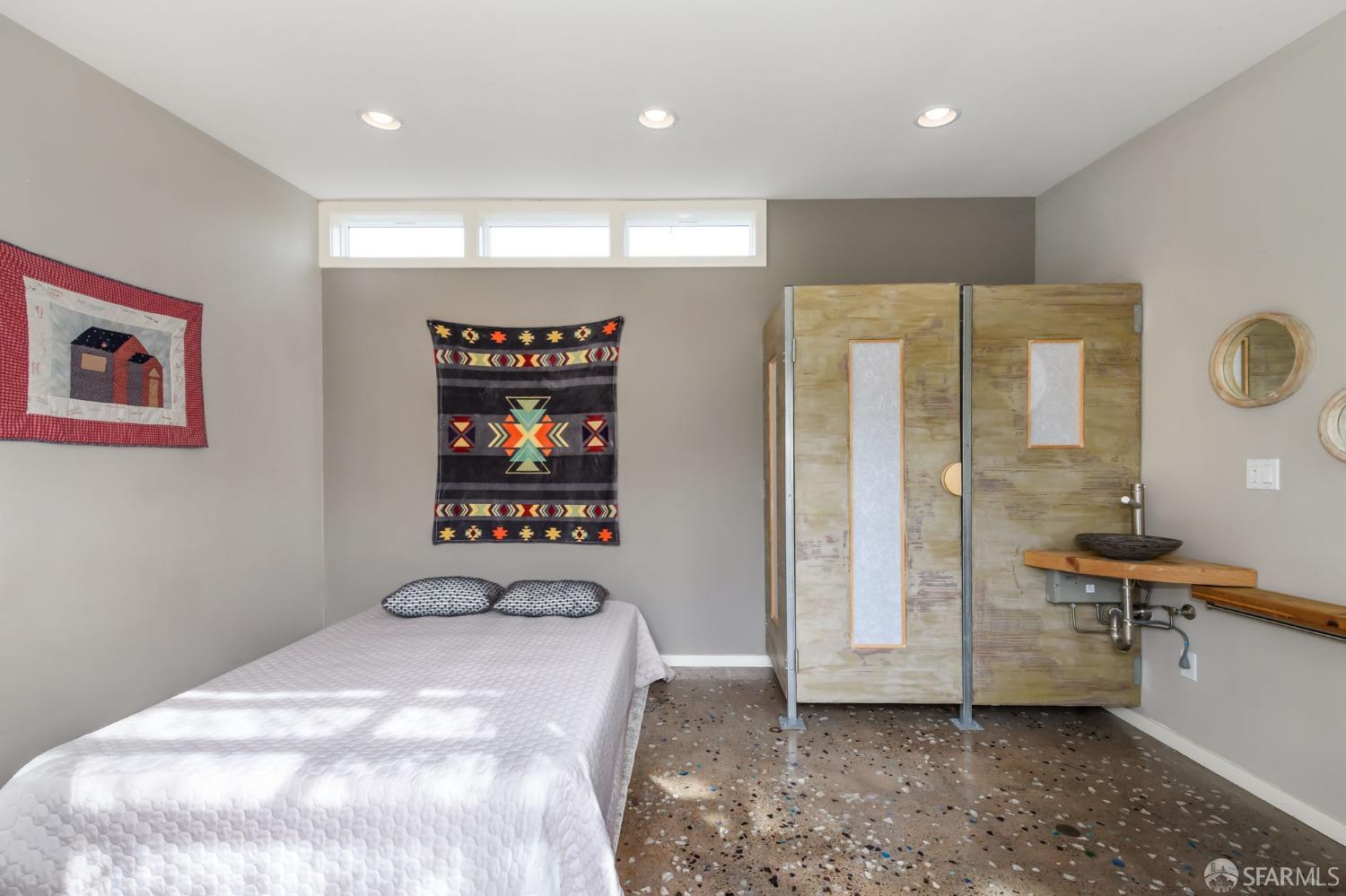 Detail Gallery Image 9 of 31 For 1550 5th St, Concord,  CA 94519 - 2 Beds | 1/1 Baths