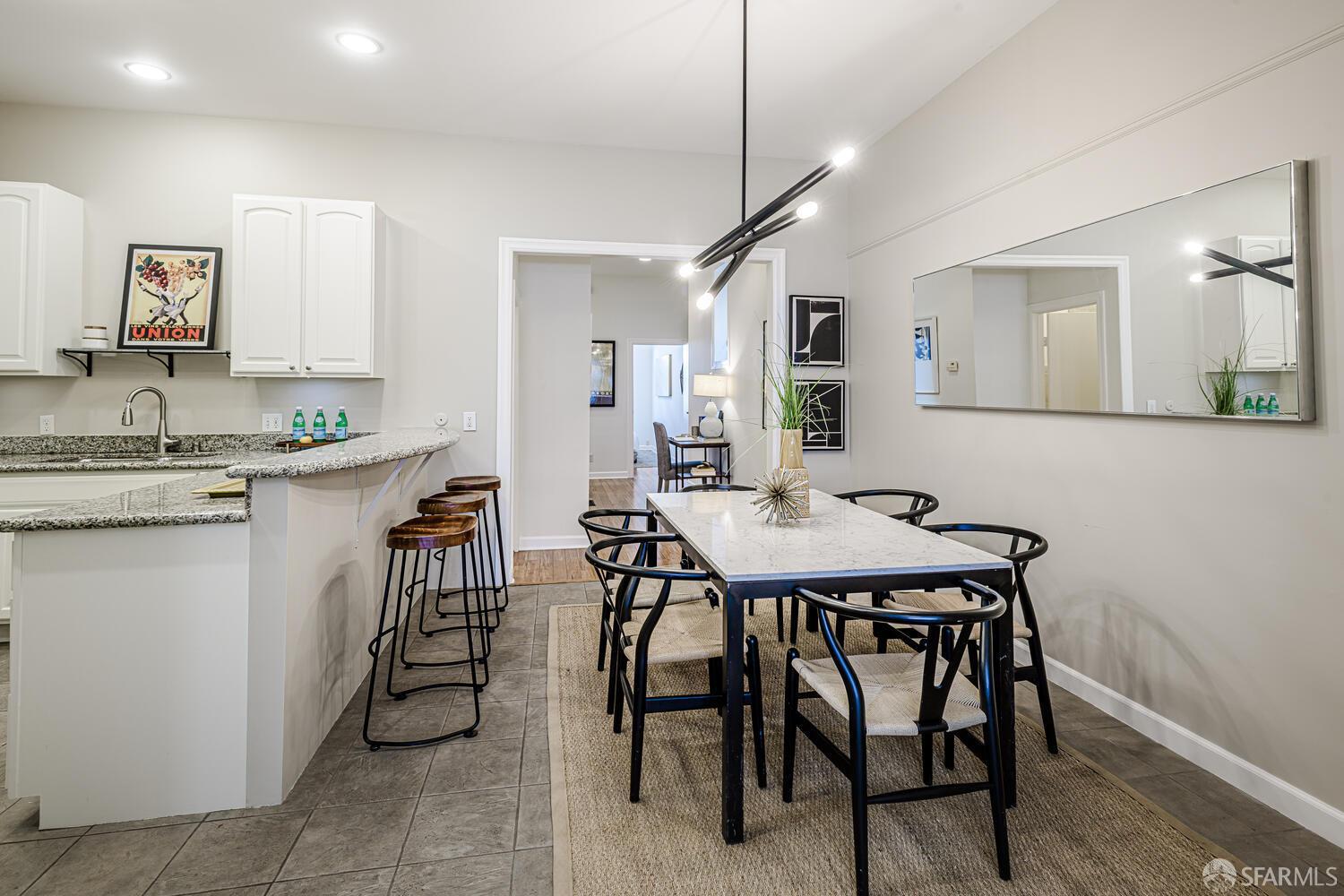 Detail Gallery Image 7 of 30 For 816 Union St, San Francisco,  CA 94133 - 2 Beds | 2 Baths