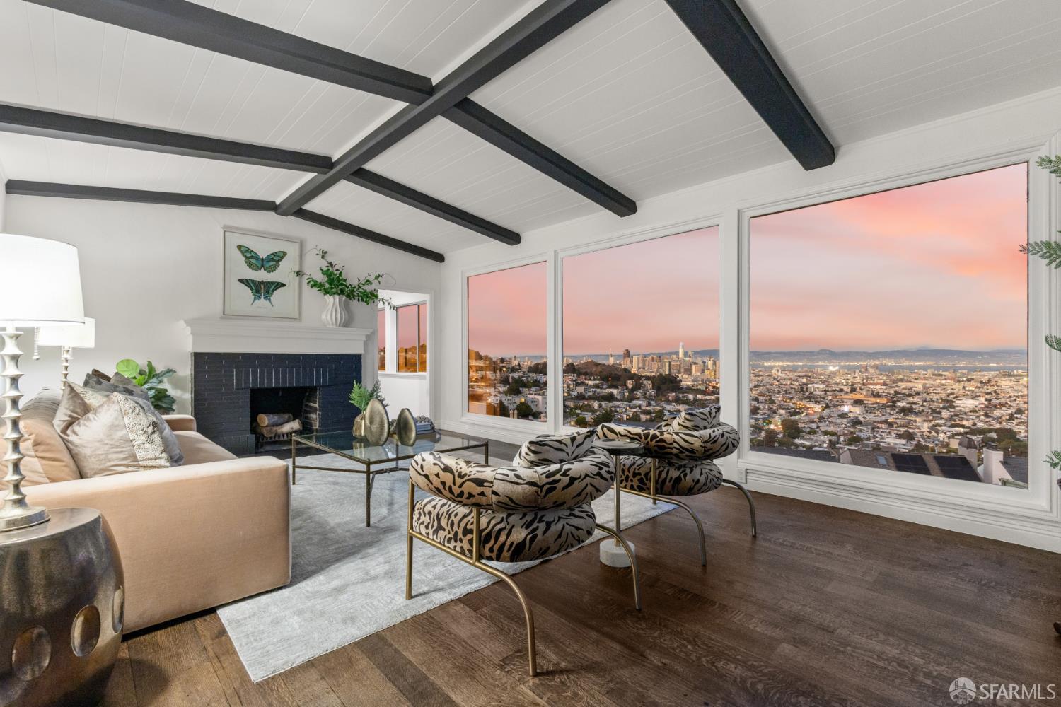 Detail Gallery Image 7 of 72 For 101 Graystone Ter, San Francisco,  CA 94114 - 3 Beds | 2/1 Baths