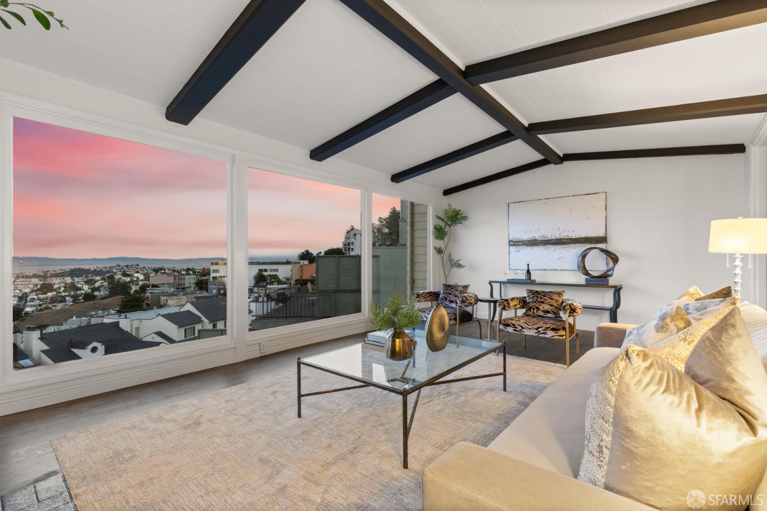 Detail Gallery Image 15 of 72 For 101 Graystone Ter, San Francisco,  CA 94114 - 3 Beds | 2/1 Baths