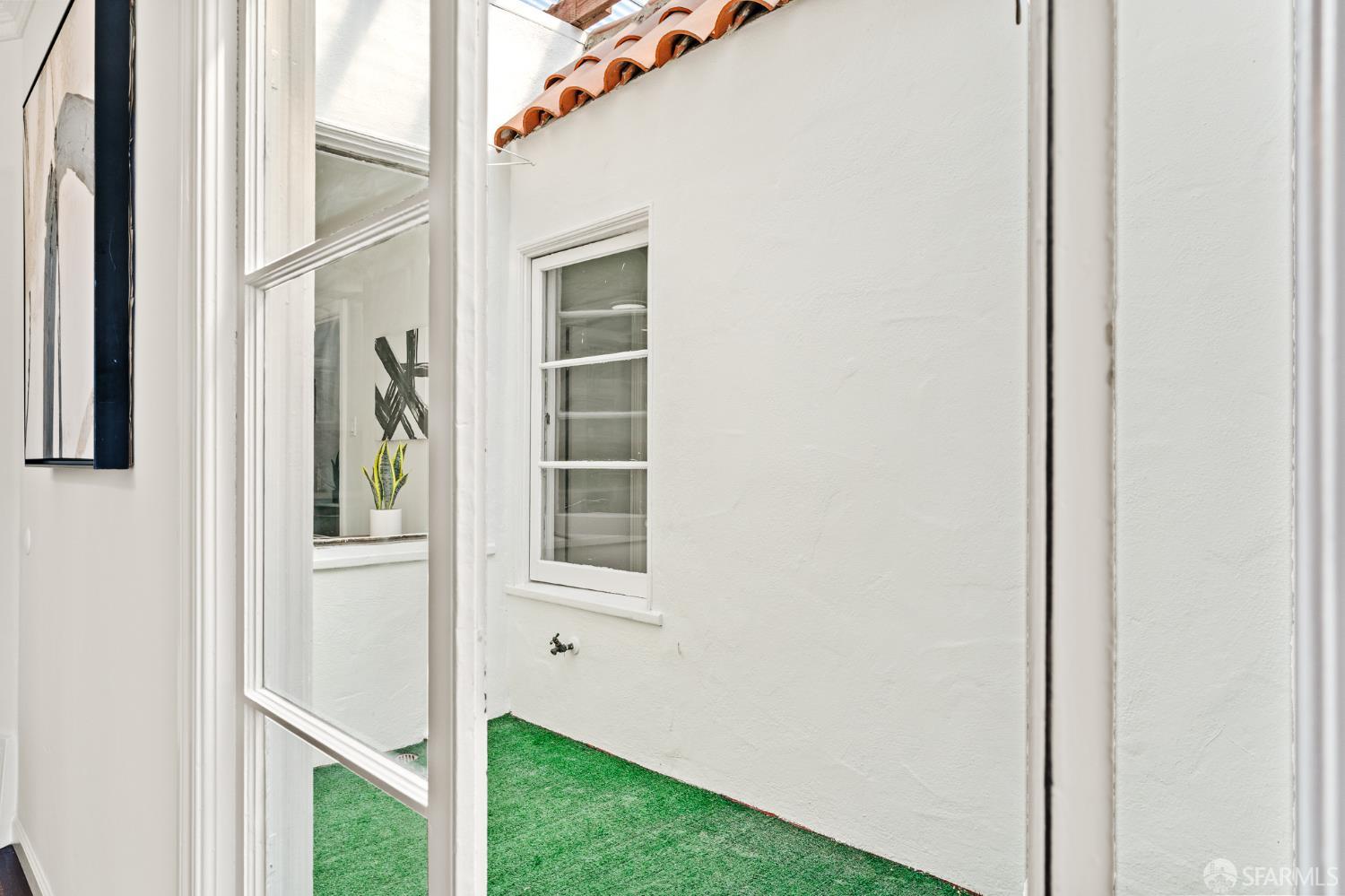 Detail Gallery Image 17 of 50 For 730 Santiago St, San Francisco,  CA 94116 - 3 Beds | 2 Baths
