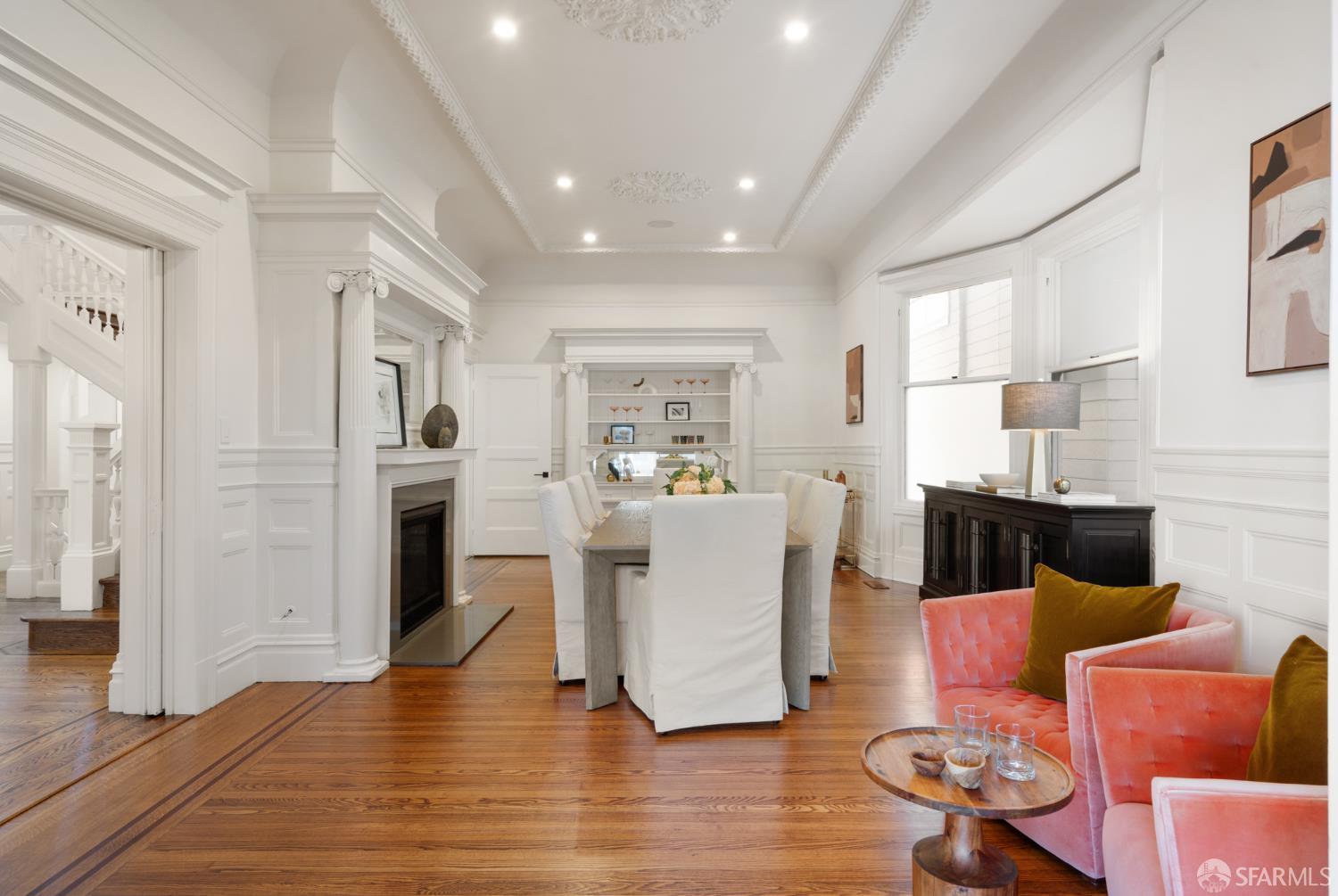 Detail Gallery Image 14 of 64 For 199 Carl St, San Francisco,  CA 94117 - 5 Beds | 4/2 Baths