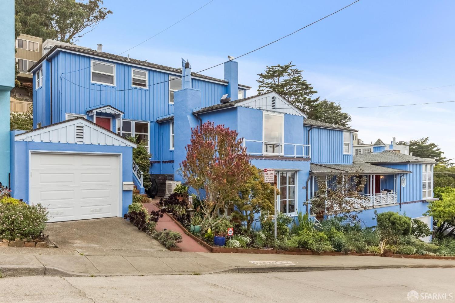 Detail Gallery Image 2 of 91 For 1701 Funston Ave #1703,  San Francisco,  CA 94122 - 4 Beds | 5/1 Baths