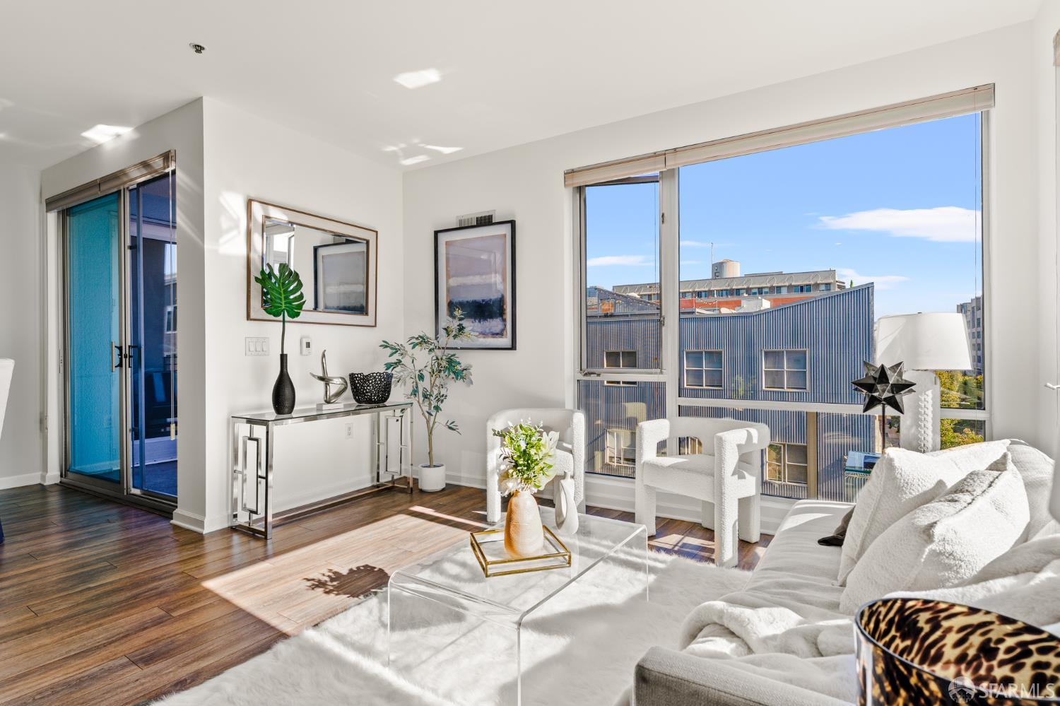 Detail Gallery Image 20 of 44 For 200 2nd St #401,  Oakland,  CA 94607 - 3 Beds | 2 Baths