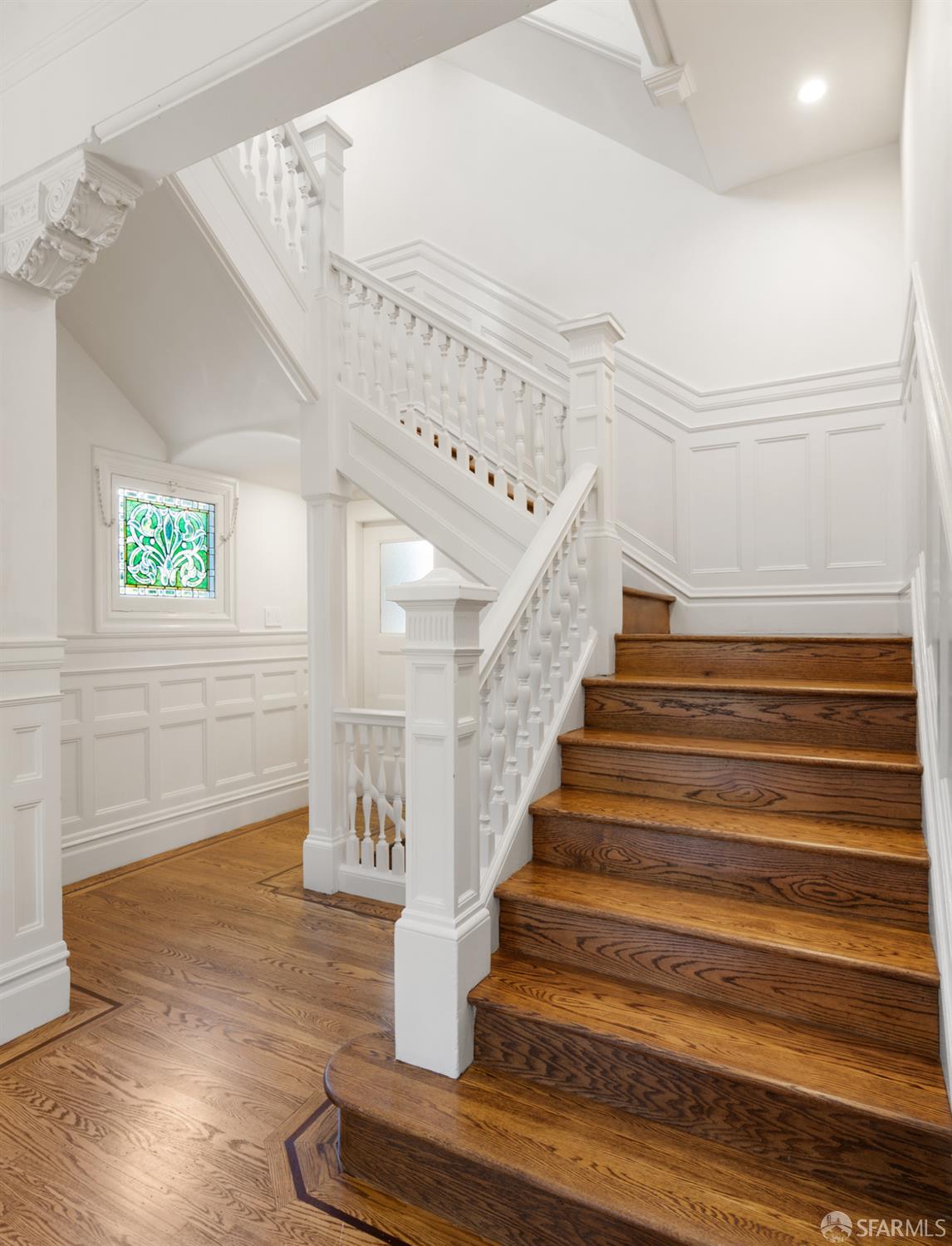 Detail Gallery Image 23 of 64 For 199 Carl St, San Francisco,  CA 94117 - 5 Beds | 4/2 Baths