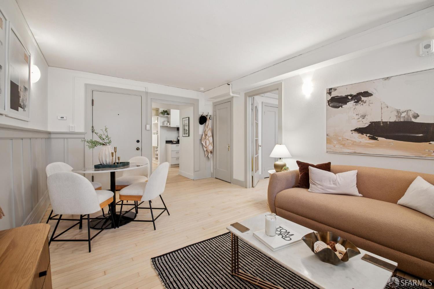 Photo #4: 425073573 Listing 