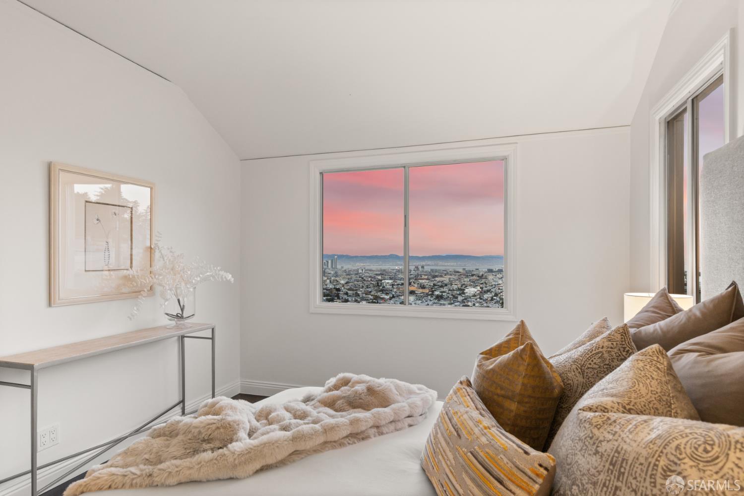 Detail Gallery Image 48 of 72 For 101 Graystone Ter, San Francisco,  CA 94114 - 3 Beds | 2/1 Baths