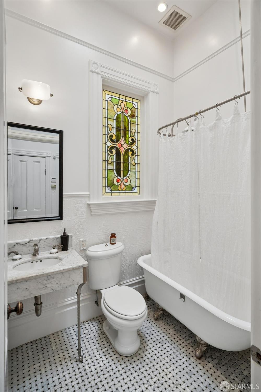 Detail Gallery Image 30 of 46 For 2825 Pine St, San Francisco,  CA 94115 - – Beds | – Baths