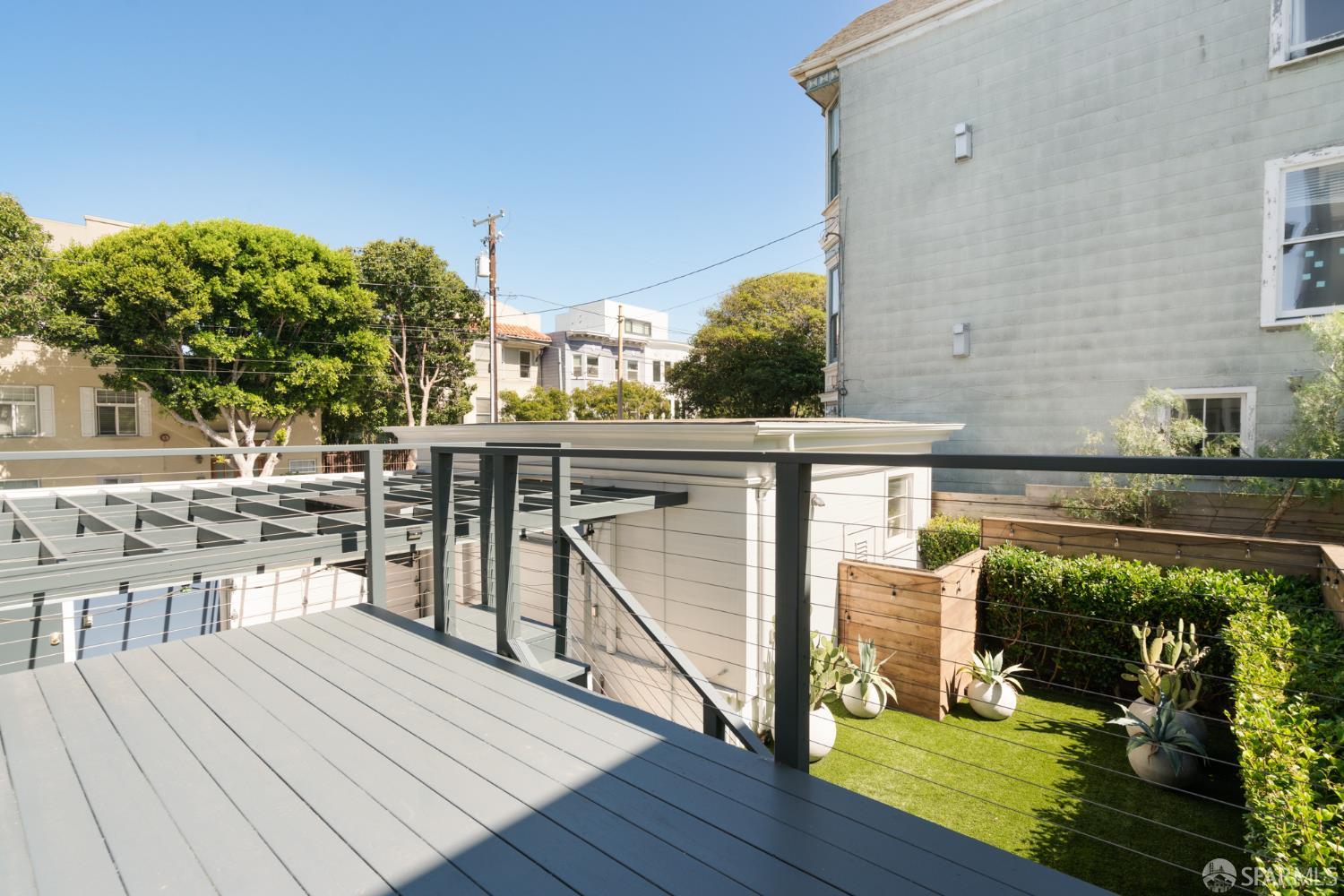 Detail Gallery Image 61 of 64 For 199 Carl St, San Francisco,  CA 94117 - 5 Beds | 4/2 Baths