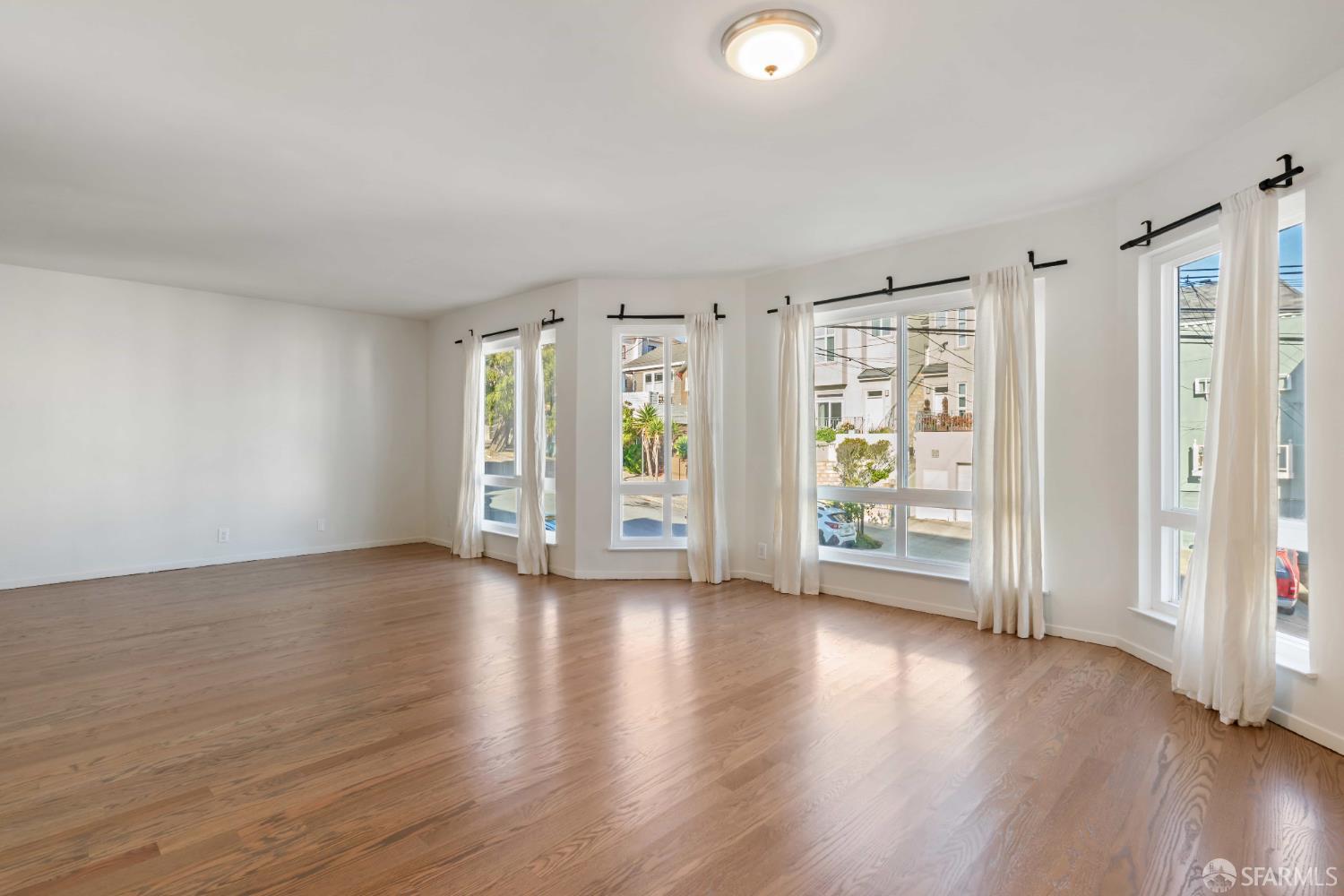 Detail Gallery Image 20 of 46 For 577 42nd Ave, San Francisco,  CA 94121 - – Beds | – Baths