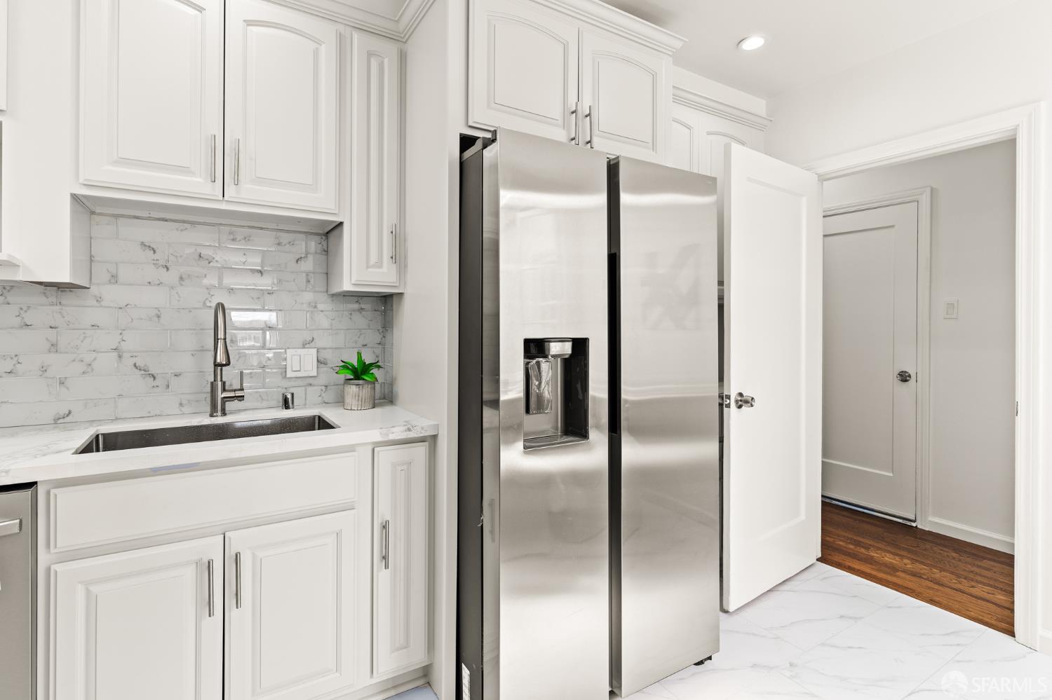 Detail Gallery Image 13 of 50 For 730 Santiago St, San Francisco,  CA 94116 - 3 Beds | 2 Baths