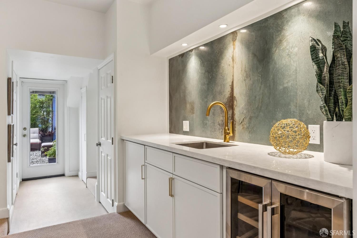 Detail Gallery Image 31 of 91 For 1701 Funston Ave #1703,  San Francisco,  CA 94122 - 4 Beds | 5/1 Baths