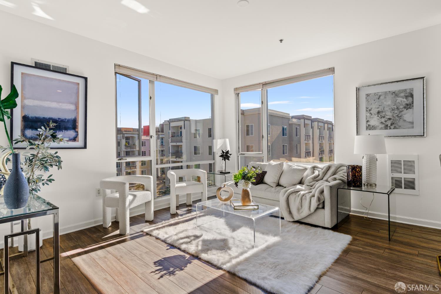 Detail Gallery Image 7 of 44 For 200 2nd St #401,  Oakland,  CA 94607 - 3 Beds | 2 Baths